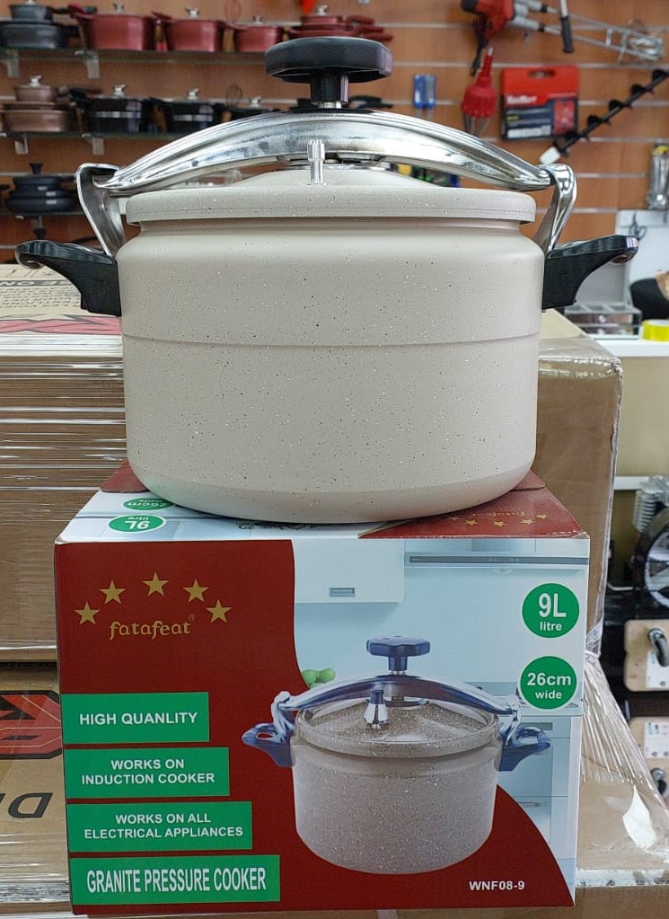 Cocotte-minute en pierre Noir ou Beige DH