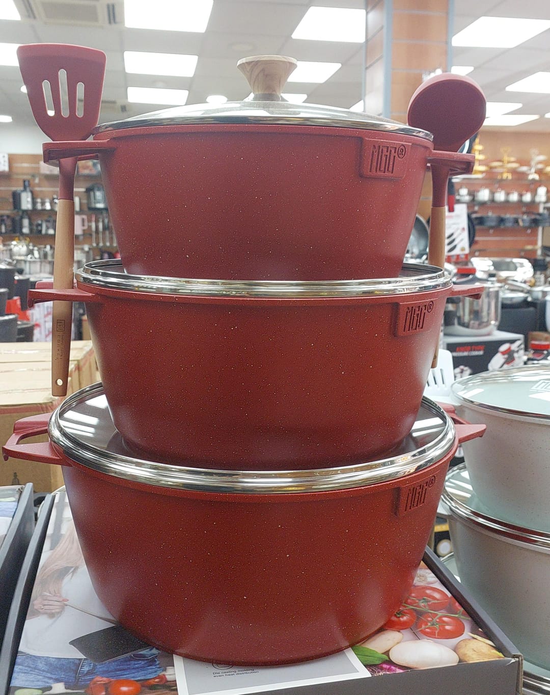 Faitout par 3 céramique +2 ustensiles 32/36cm/40cm 4 coloris MGC