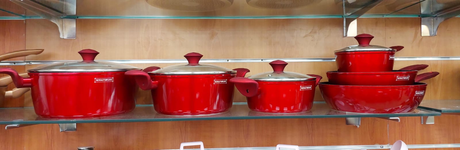 Batterie 10 pièces Noir-Rouge-Cuivré-Beige ROYALTY LINE