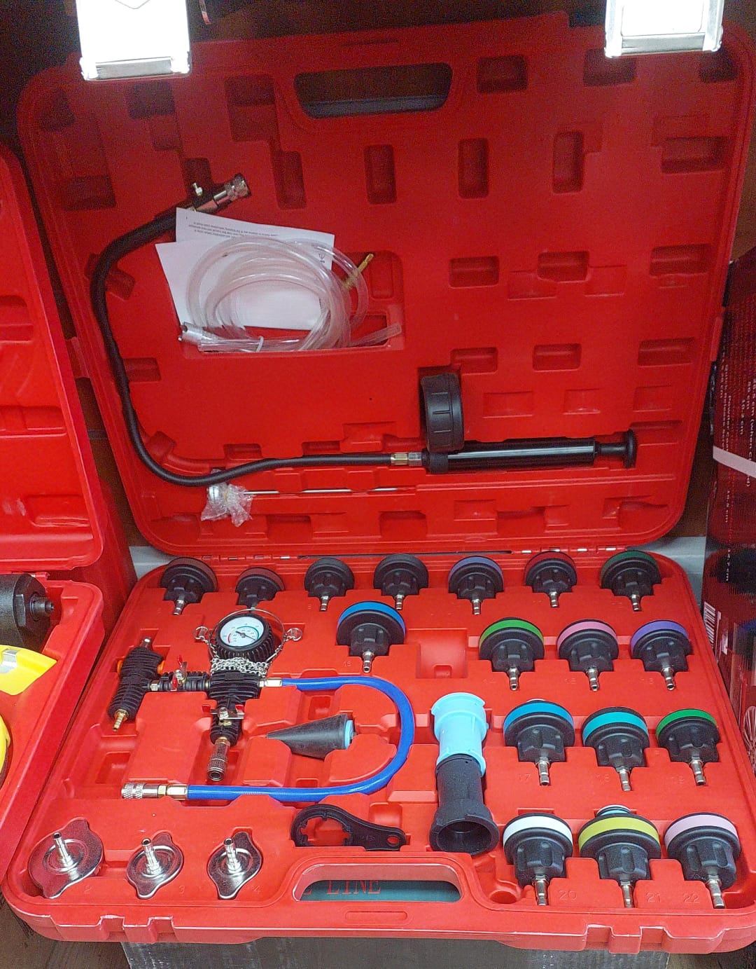 Testeur de pression radiateur