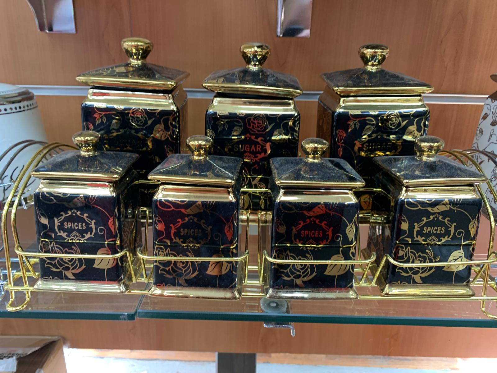 Pot à épices carré 7pcs + présentoir DH