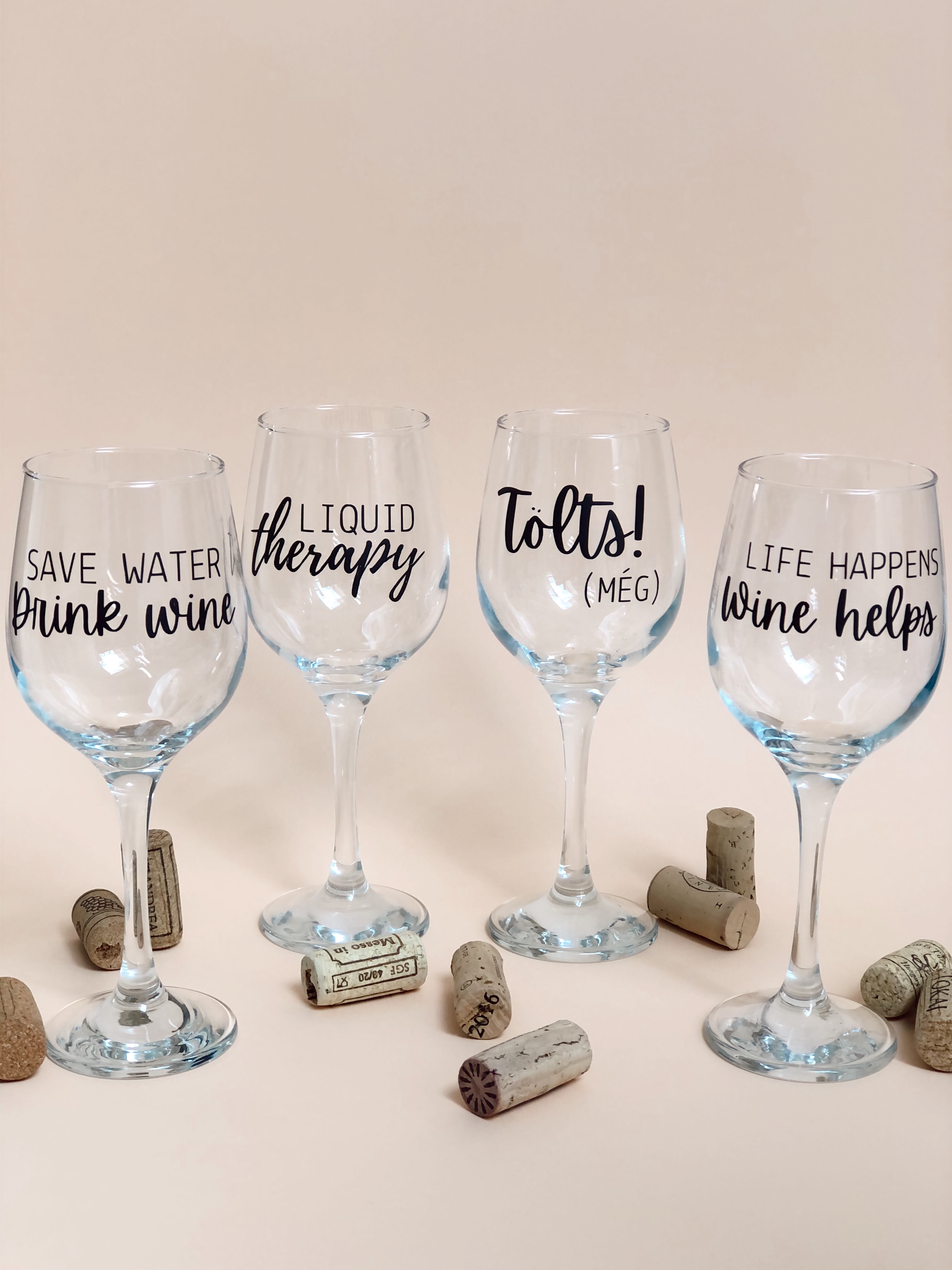 Borospohár választható felirattal