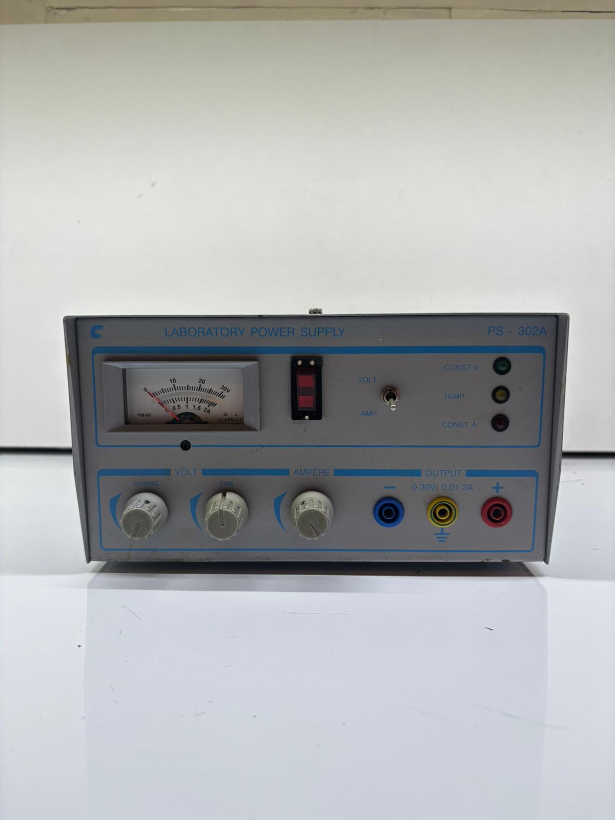 PS-302A Laboratoriumvoeding – Variabel, 30 V / 2 A