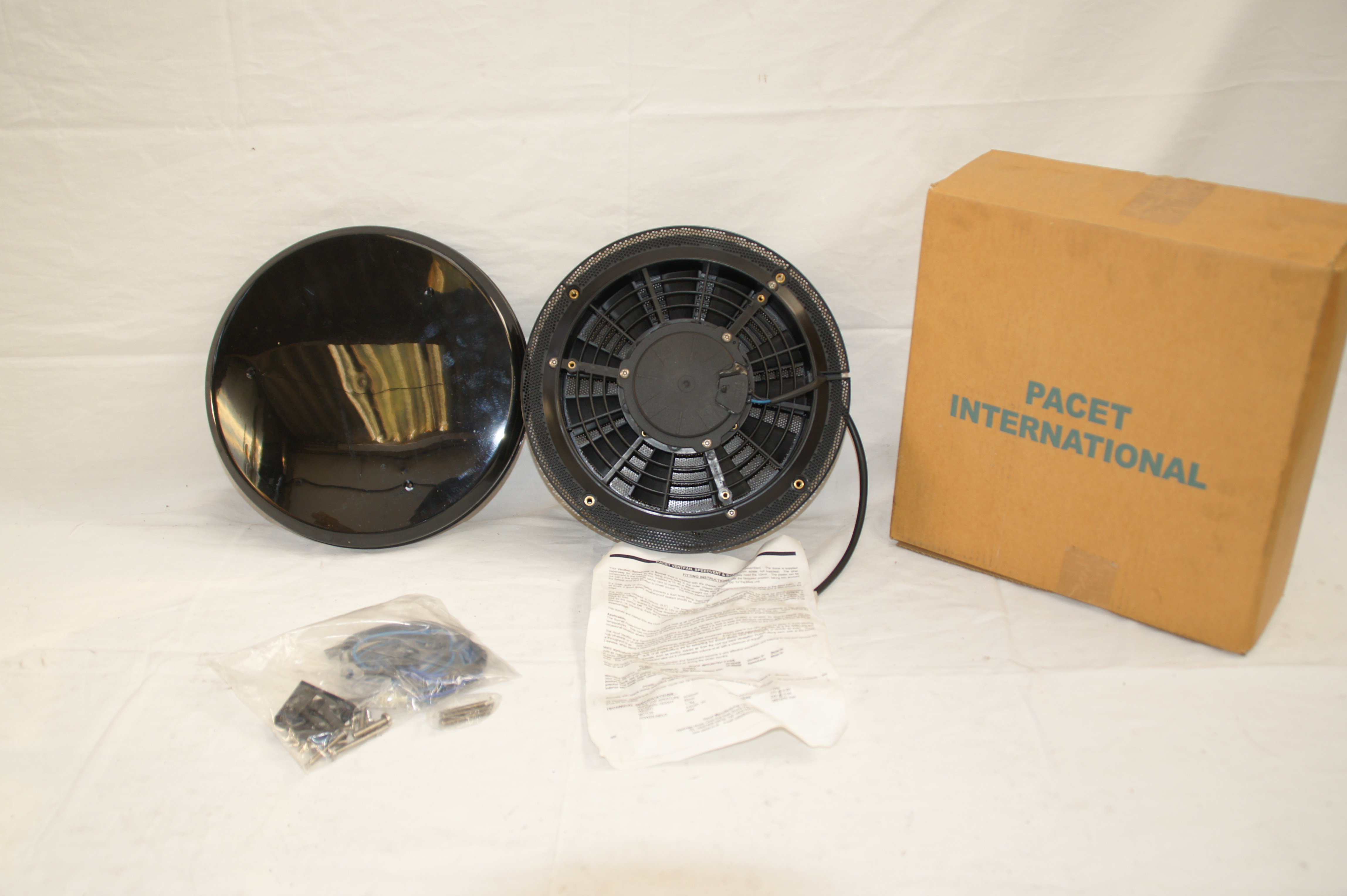 VENTILATEUR DE CAPOT NEUF