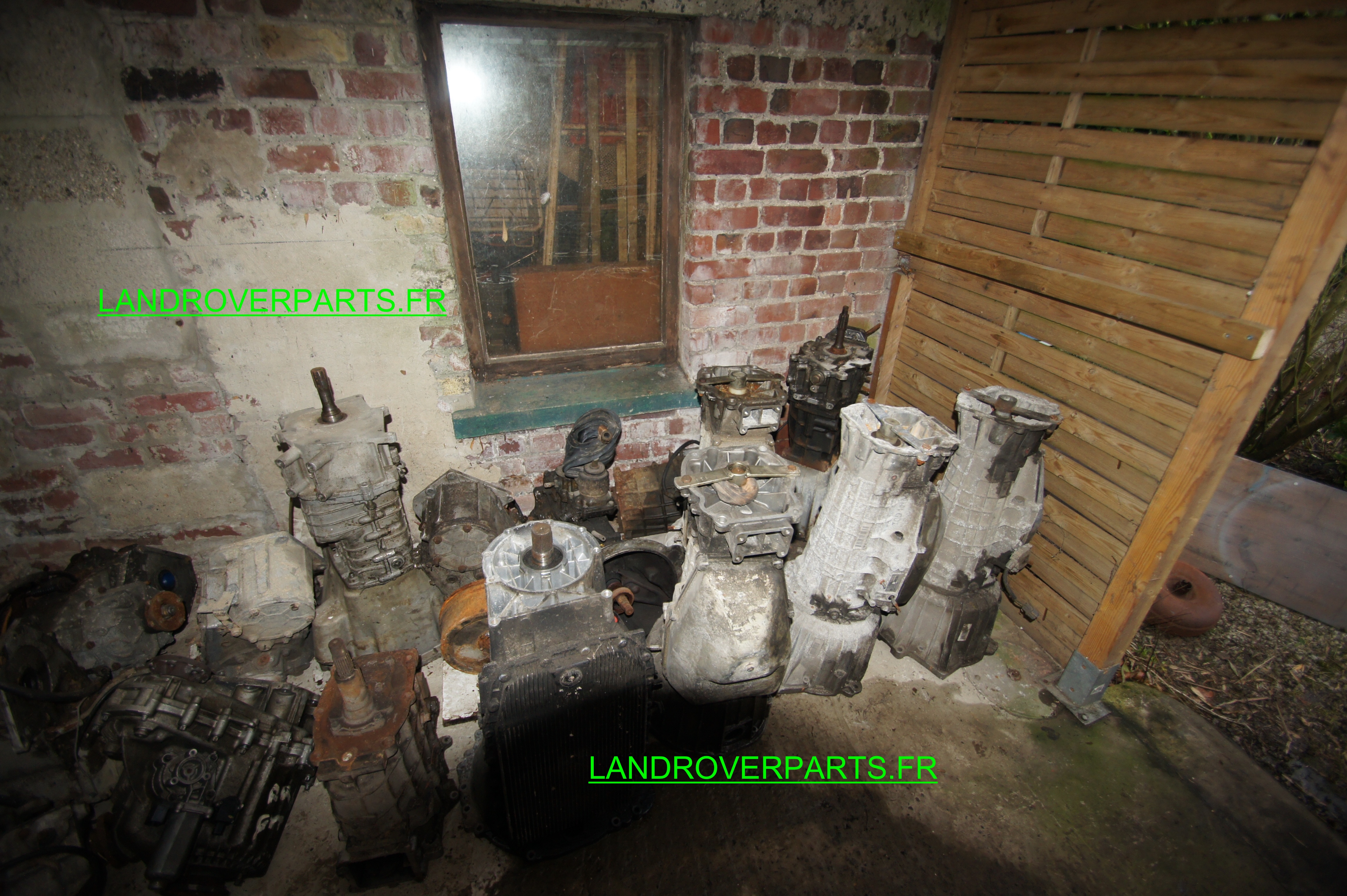 lot important de BV LT 85 / LT 77/ R 380 / BV AUTO ZF HP 22 / BT différents ratio 