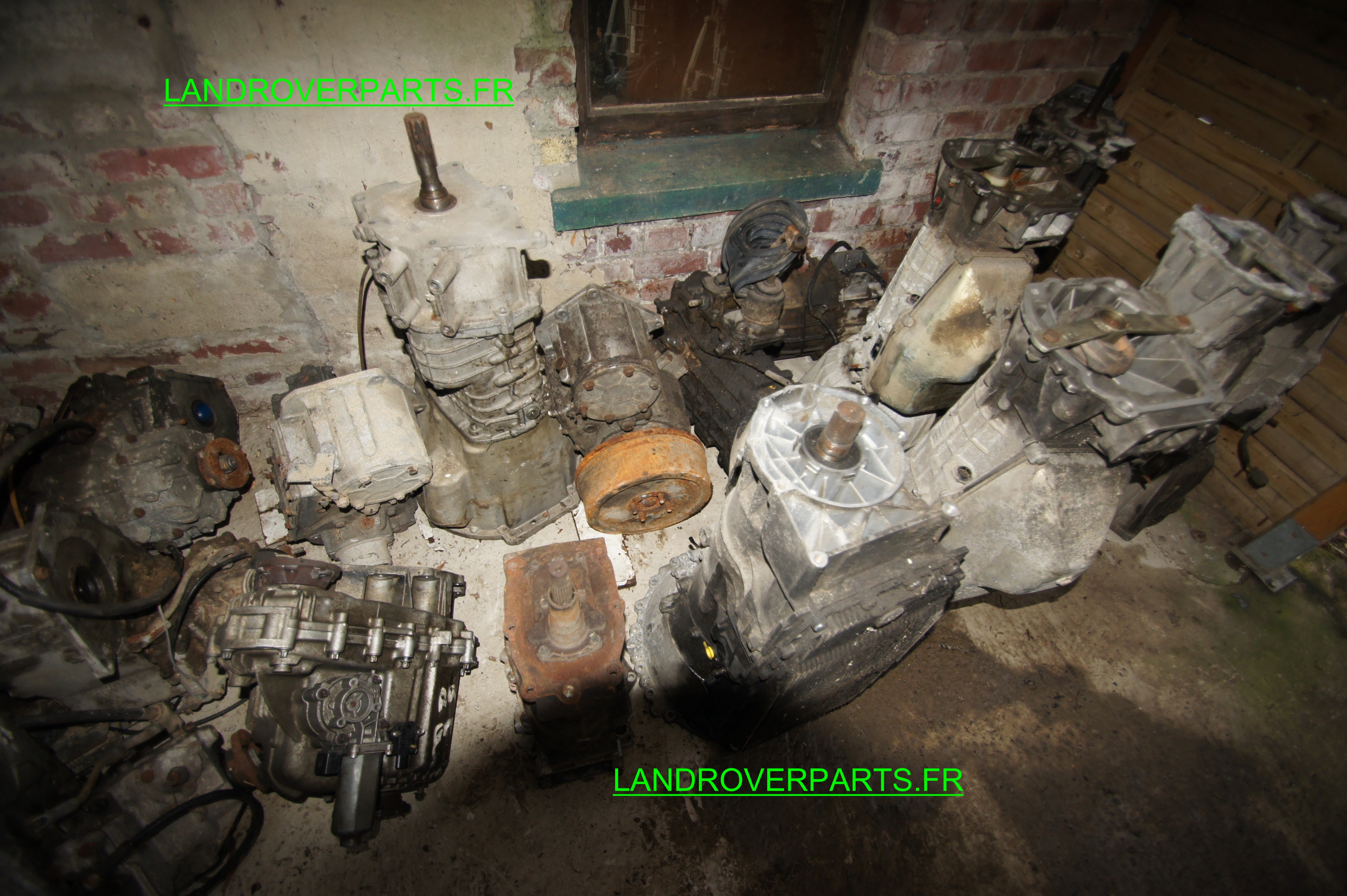 lot important de BV LT 85 / LT 77/ R 380 / BV AUTO ZF HP 22 / BT différents ratio 