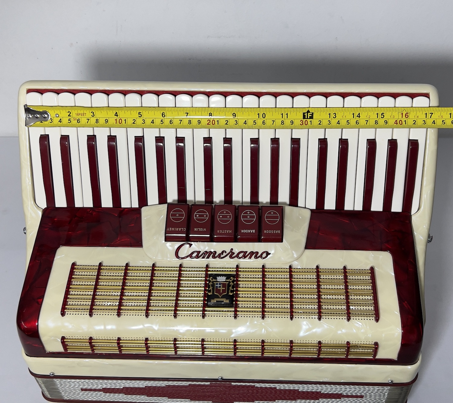 Acordeon Camerano - Terça Violin - 5/2 Registros - 8 kg - 43 cm 