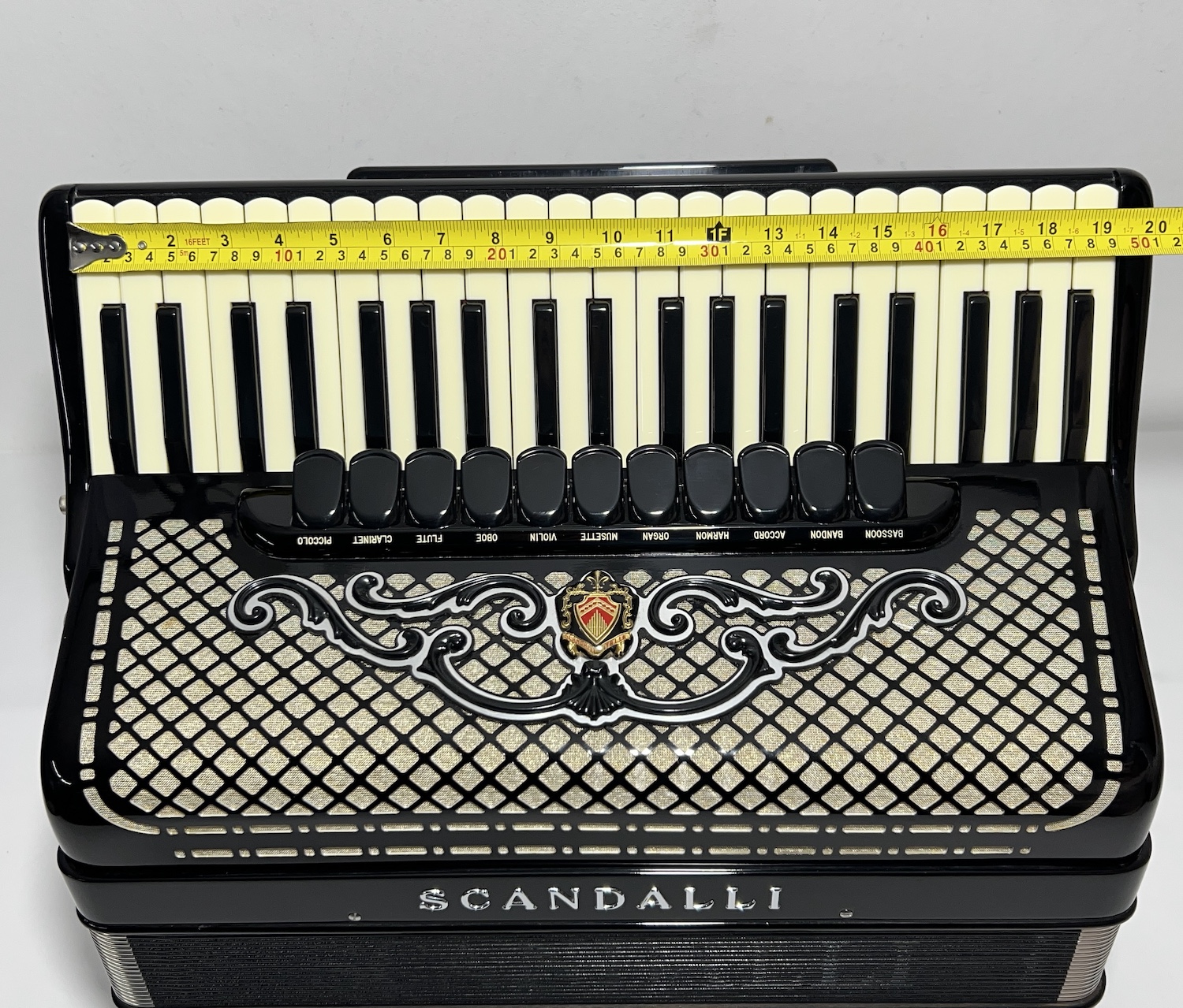 Acordeon Scandalli Super VI 2012 - Cass Duplo - 11.9 kg - 12/9 Reg. - 49 cm