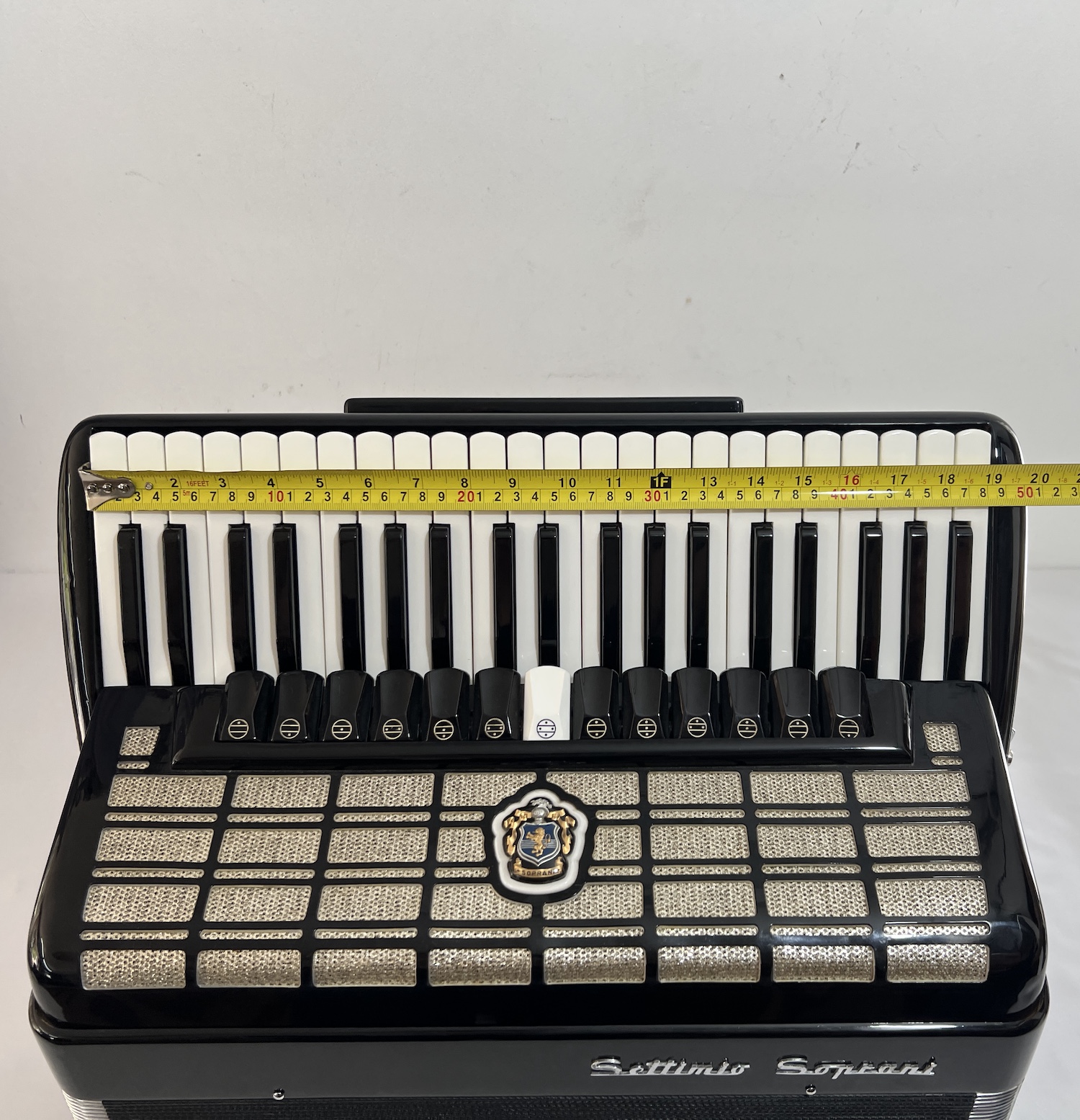 Acordeon Settimio Soprani - Quarta de voz - 13/6 Reg. - 11.1 kg - 48 cm 