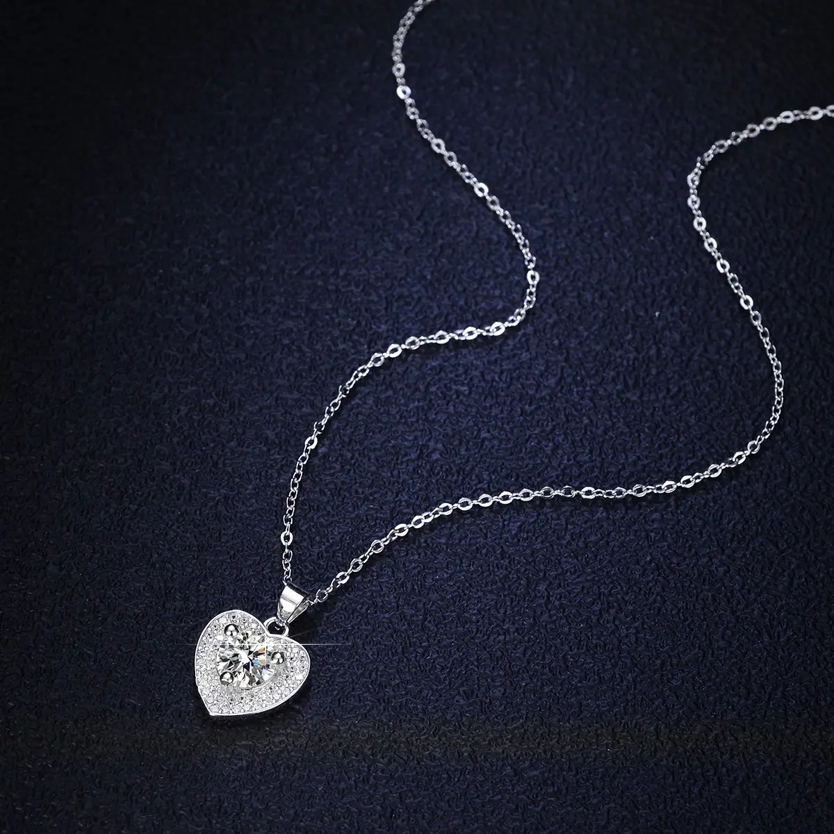 Collier Beats