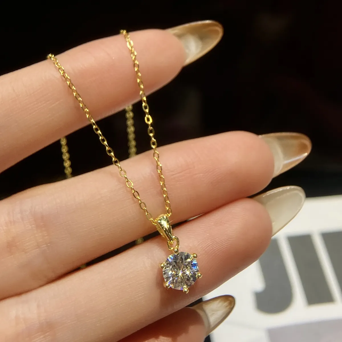 Collier  Athena