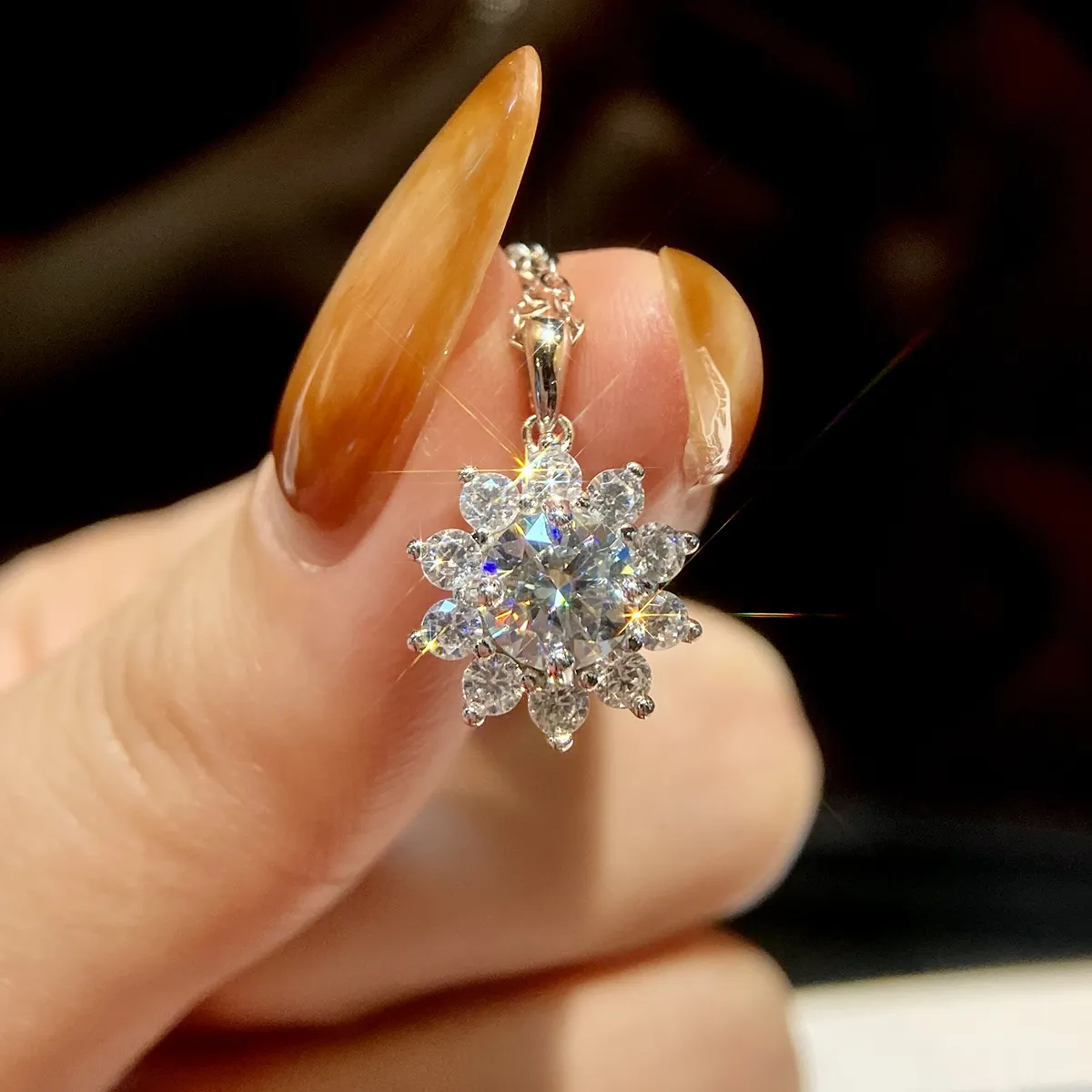 Collier Varuna
