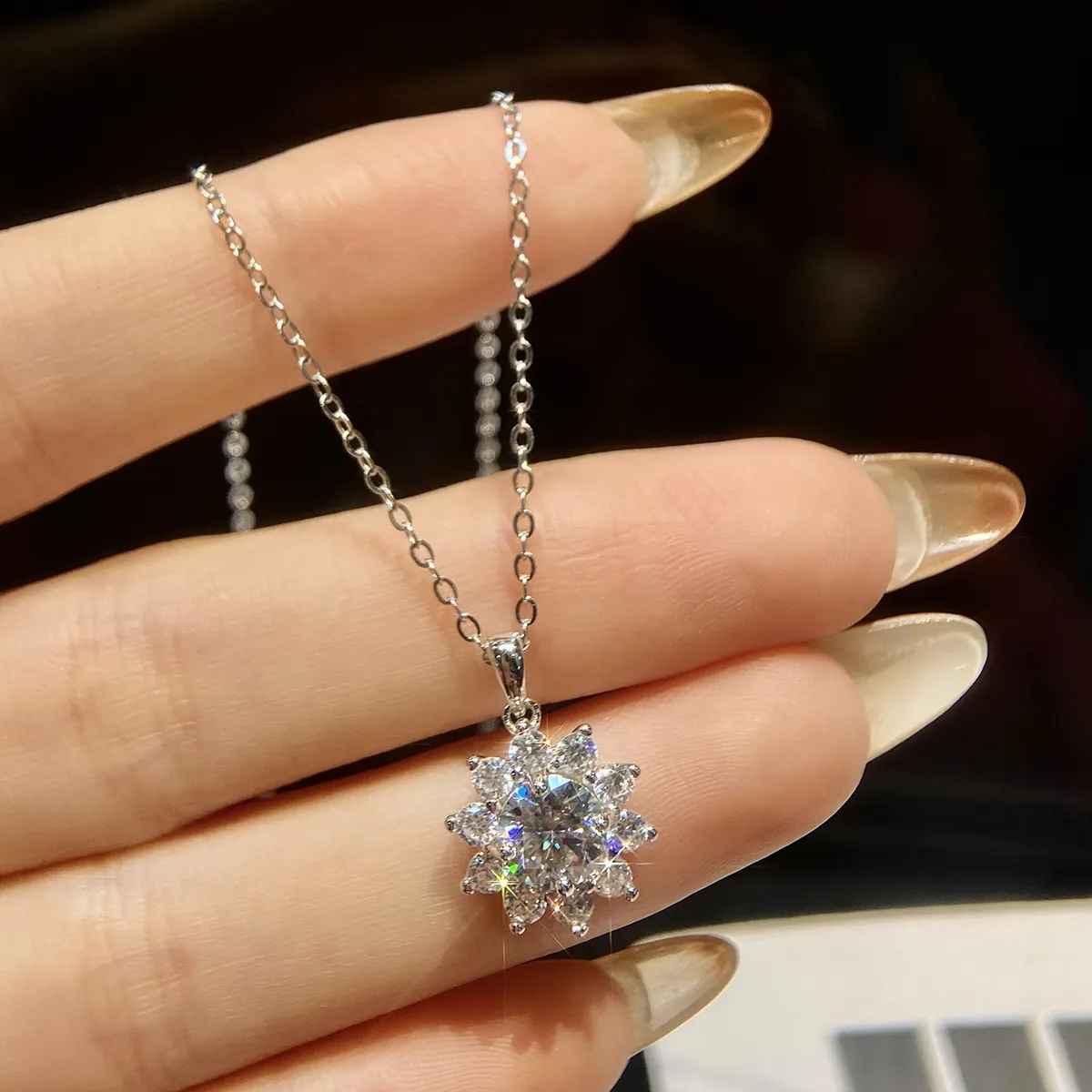 Collier Varuna