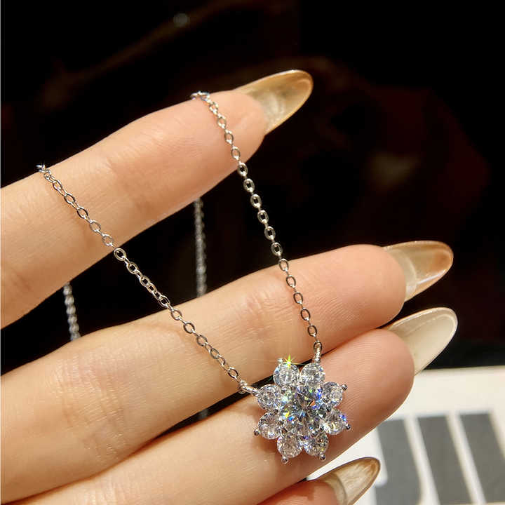 Collier Startrek