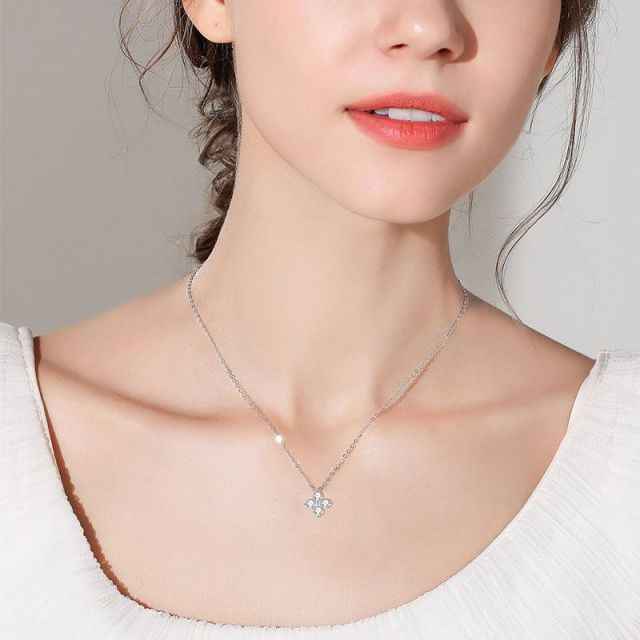 Collier Agni