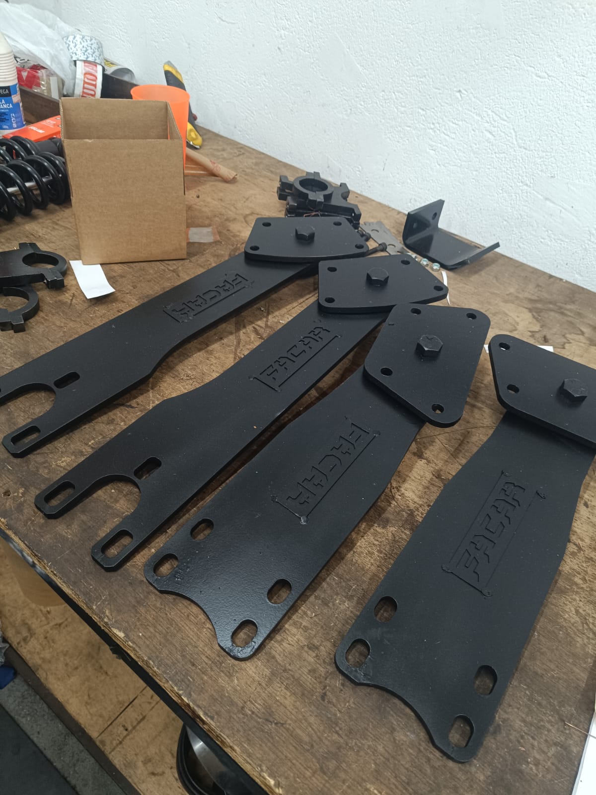 FACÃO TRASEIRO ROLAMENTADO PARA FUSCA E DERIVADOS.