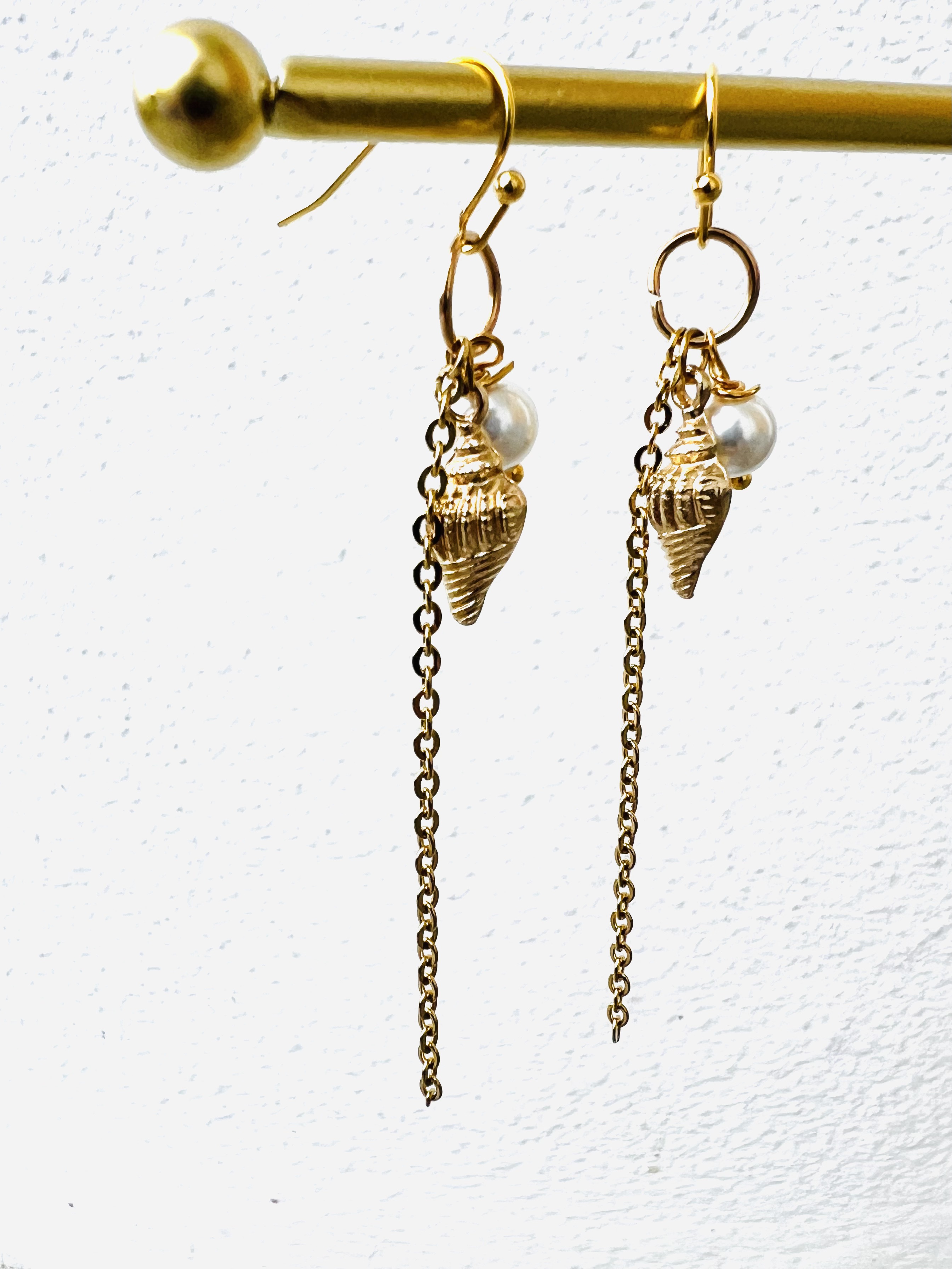 Boucles d'oreilles CONQUE, perle d'eau douce