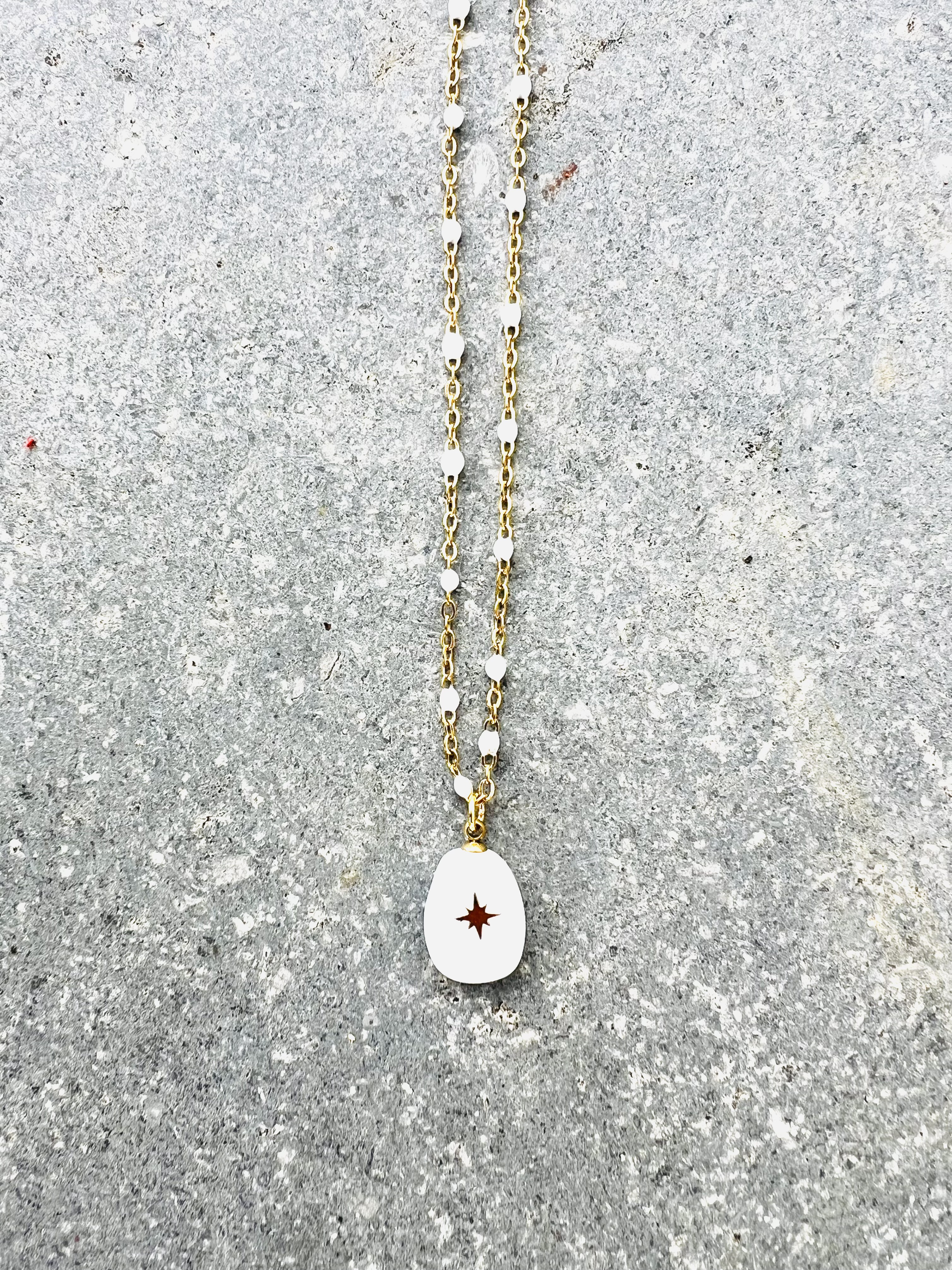 collier ROSARIO, pierre naturelle