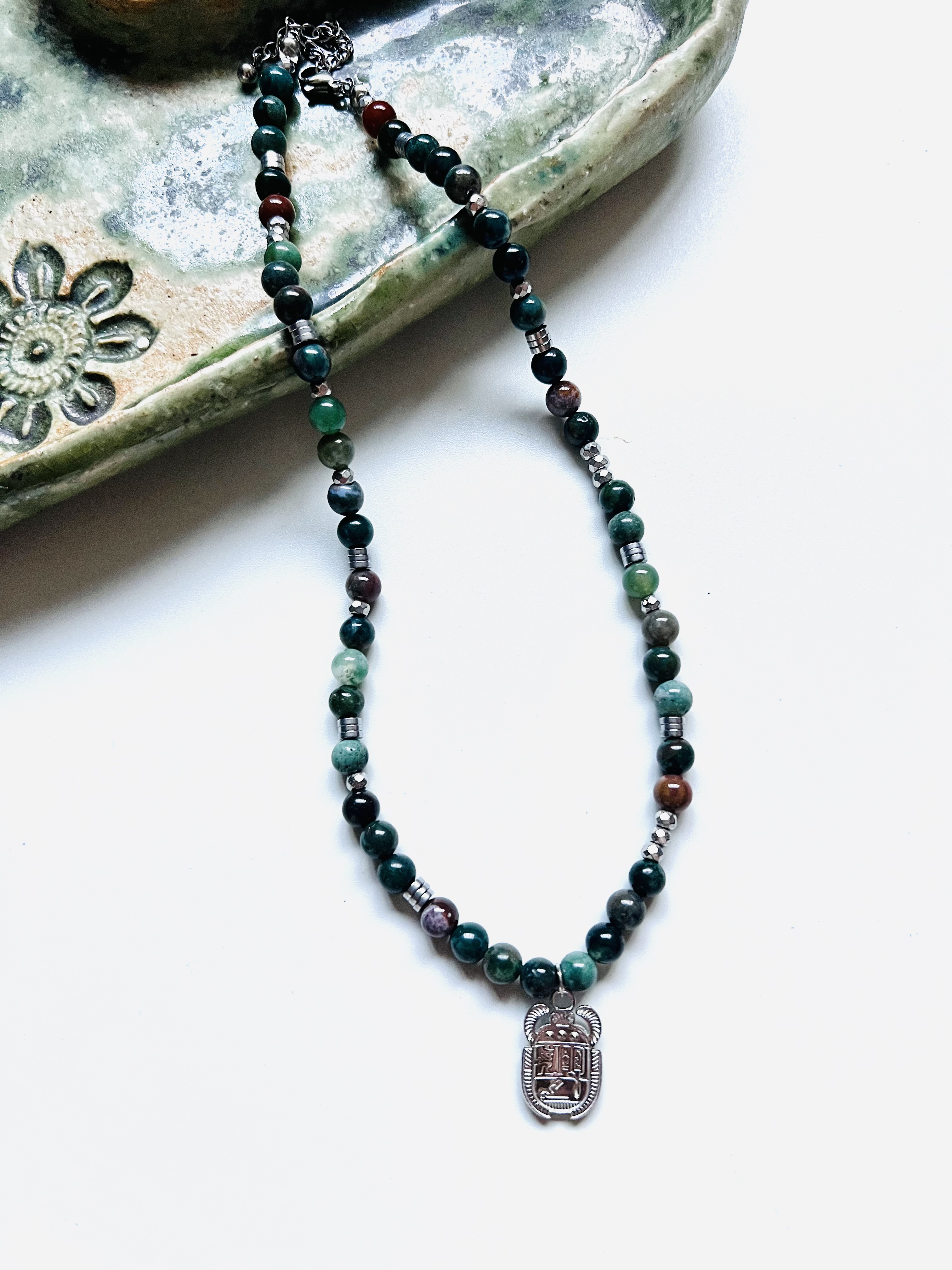 Collier KHEPRI, agate indienne, hématite argentée