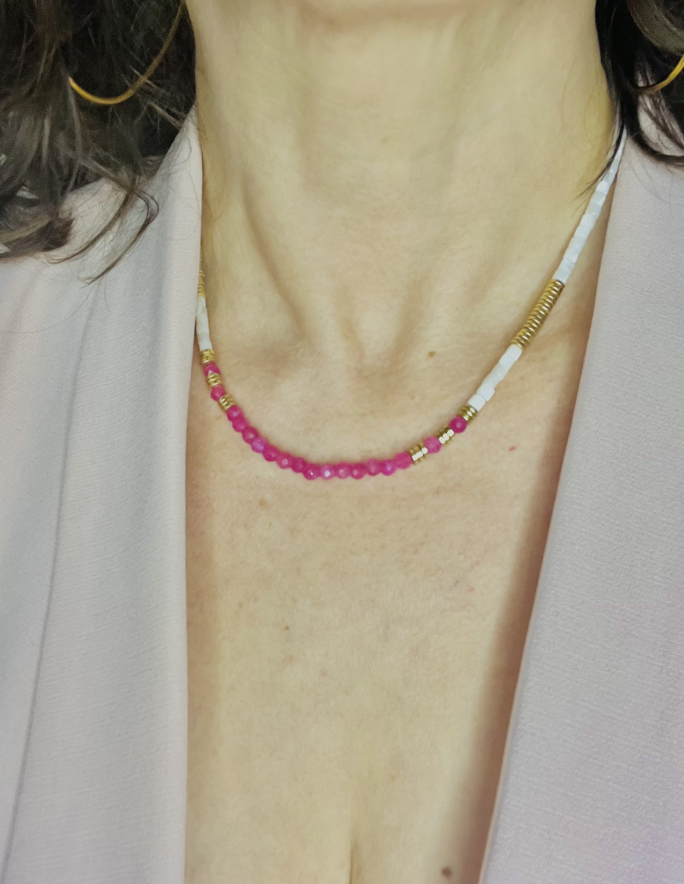 Collier FUSHIA, tourmaline, hématite dorée, nacre
