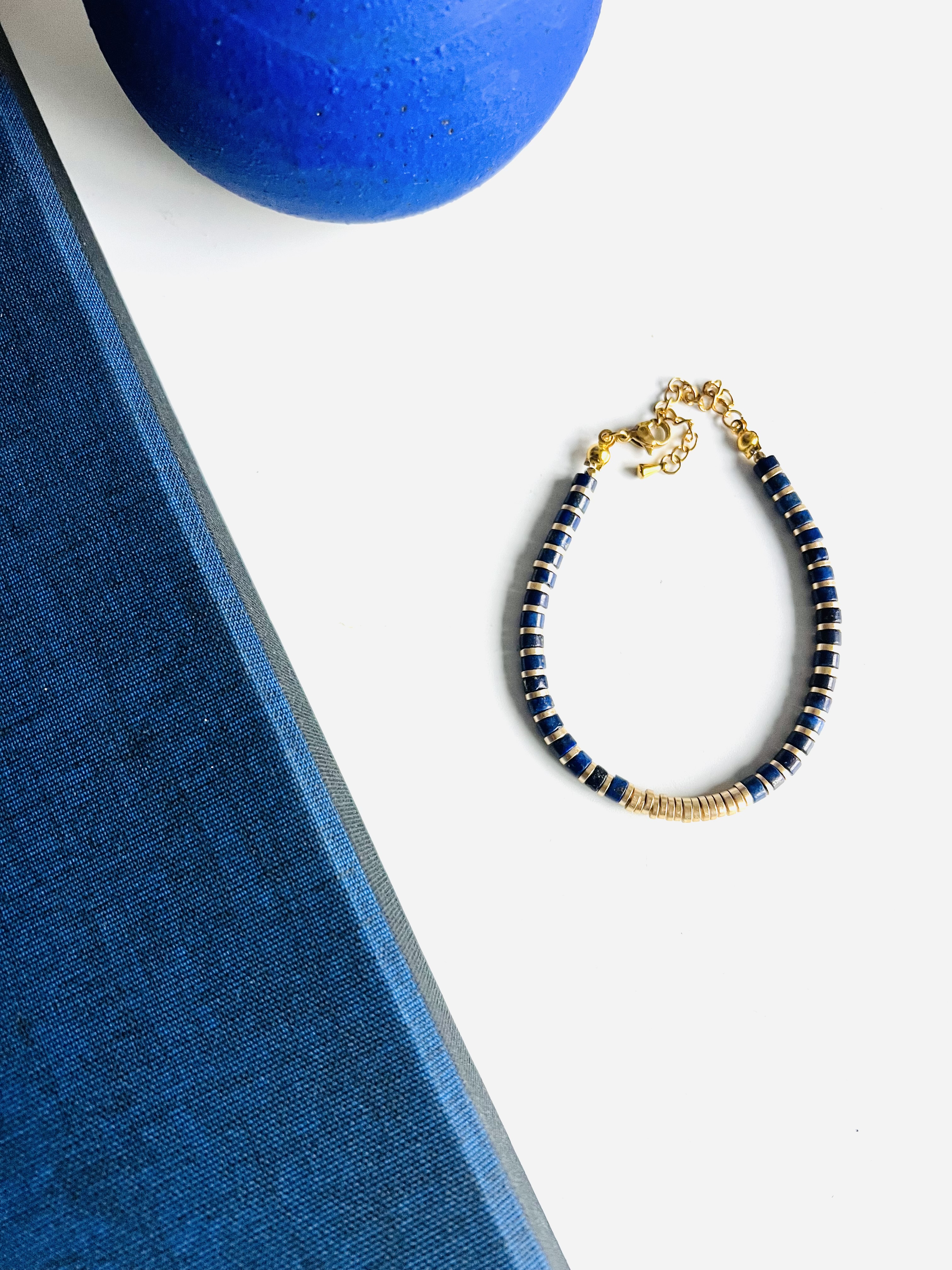 Bracelet OSIRIS, lapis lazuli, hématite dorée