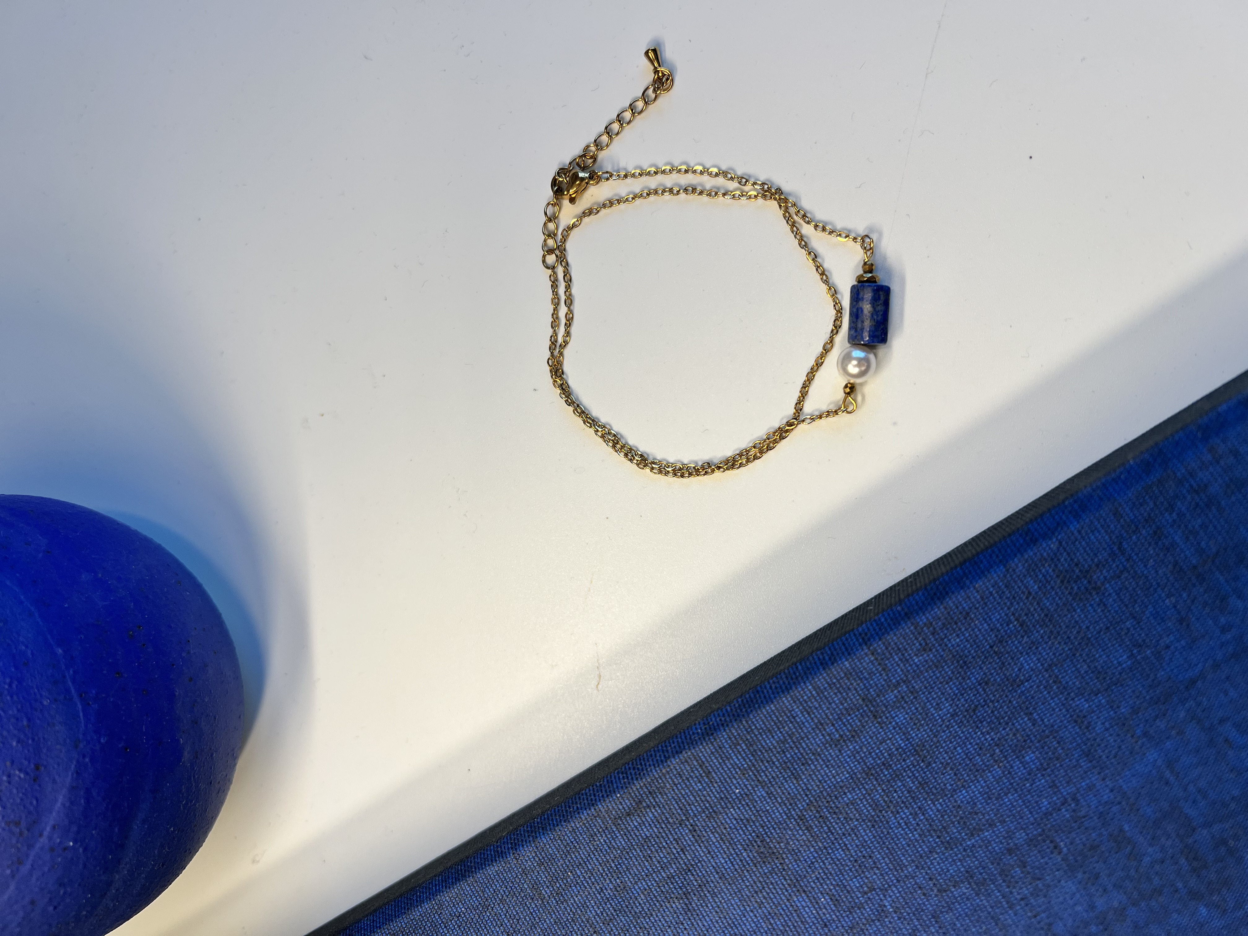 Bracelet ISIS, lapis lazuli, perle d'eau douce