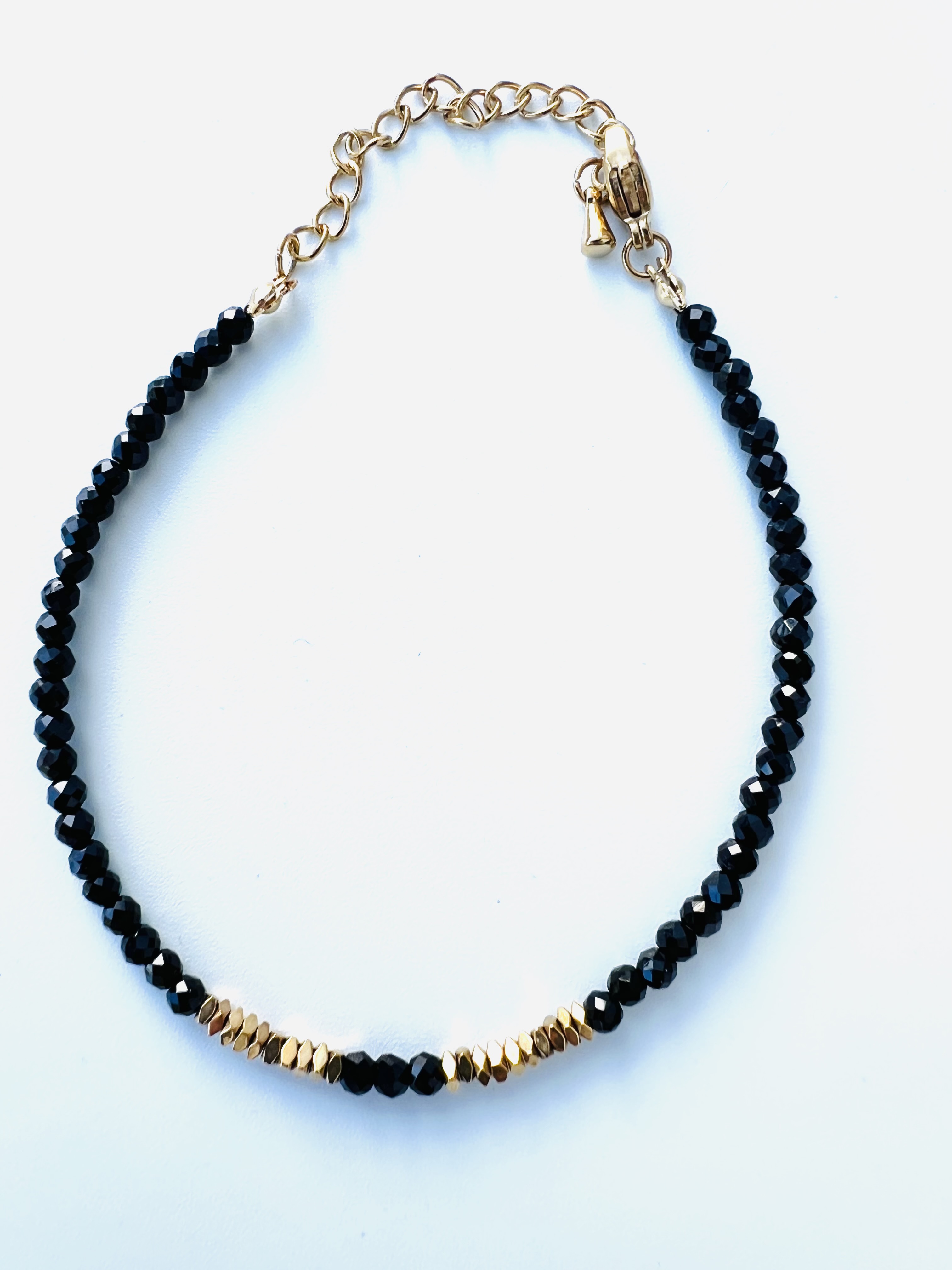 Bracelet CARBIDE, spinelle, hématite plaqué or 