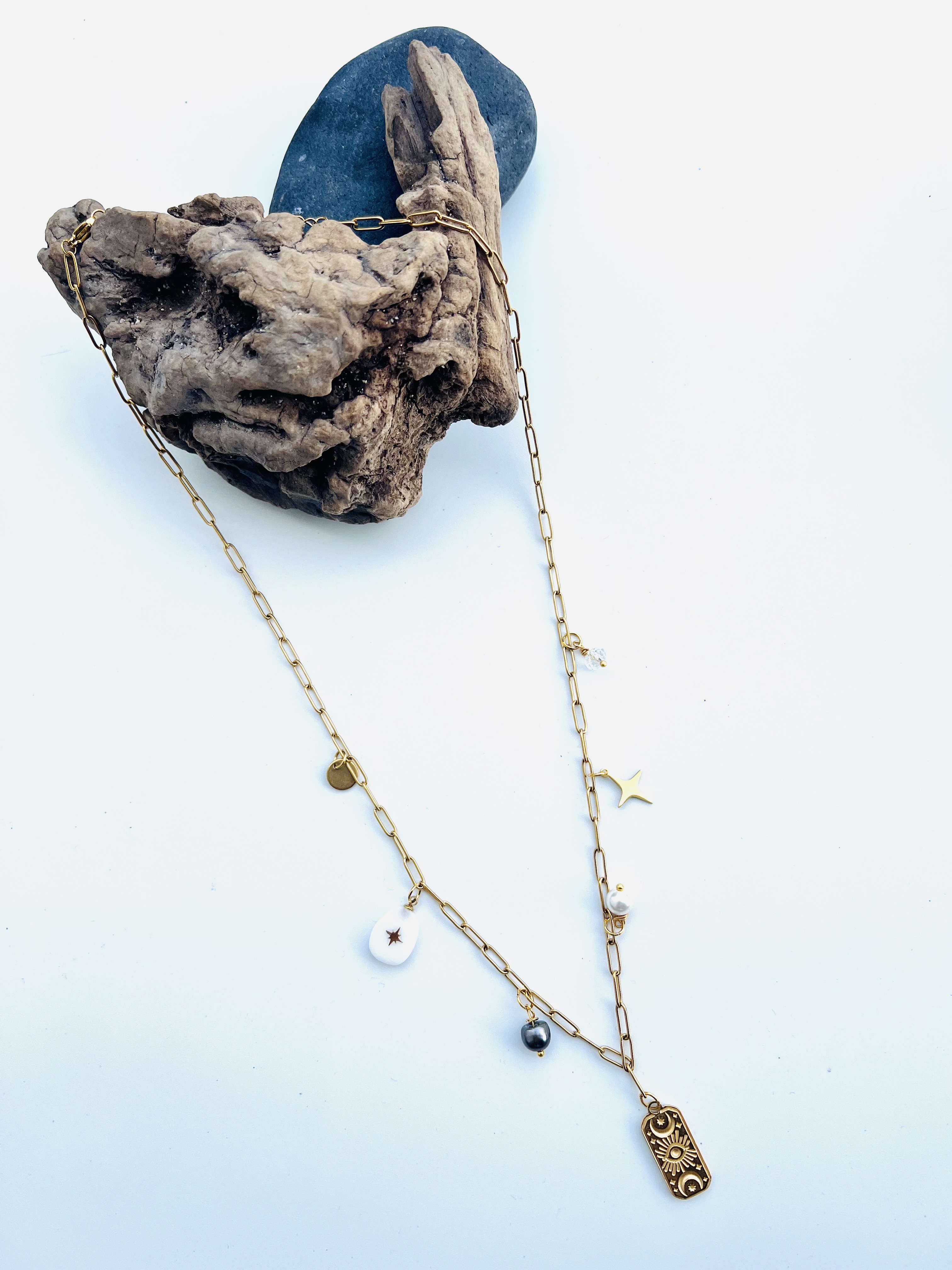 collier ADIVINA, perle d'eau douce et de Tahiti