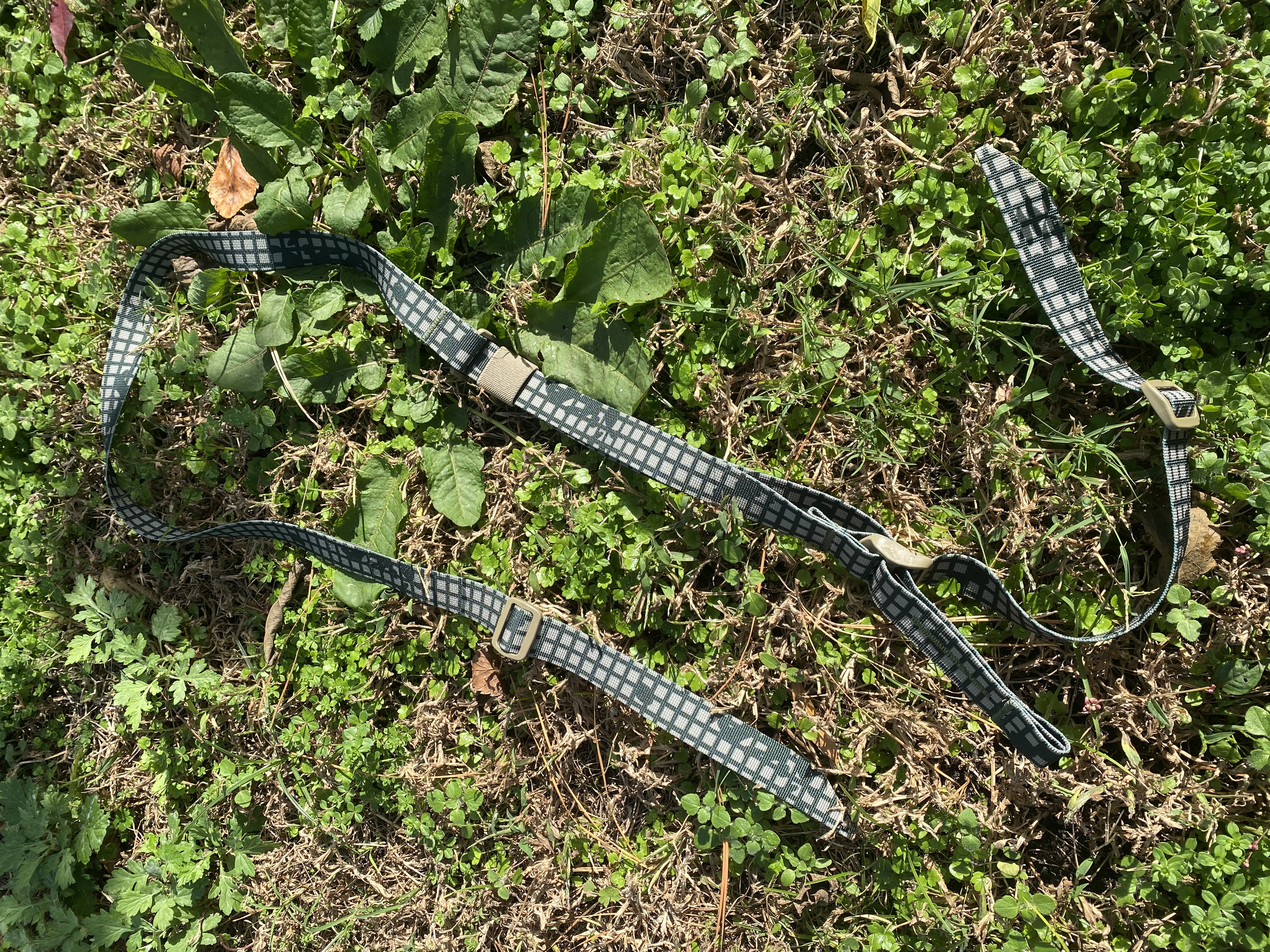 Nekked Sling, Non-Padded