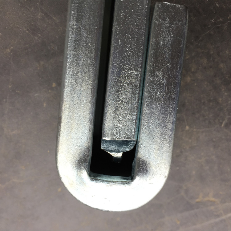 Adjustable square column buckle clamp 