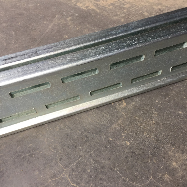 Adjustable square column buckle clamp 