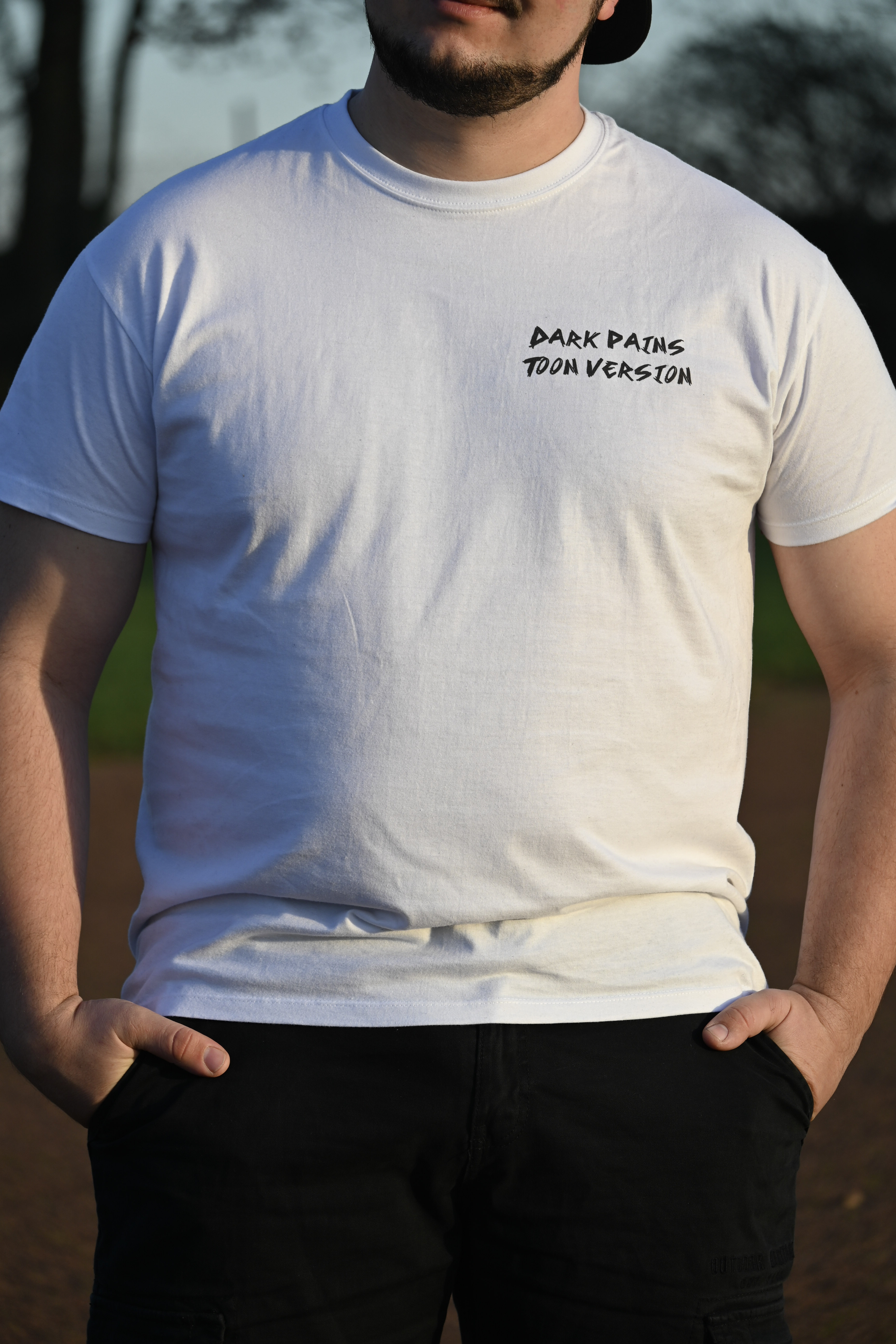 T-Shirt "Dark Pains Toon Version" Weiß