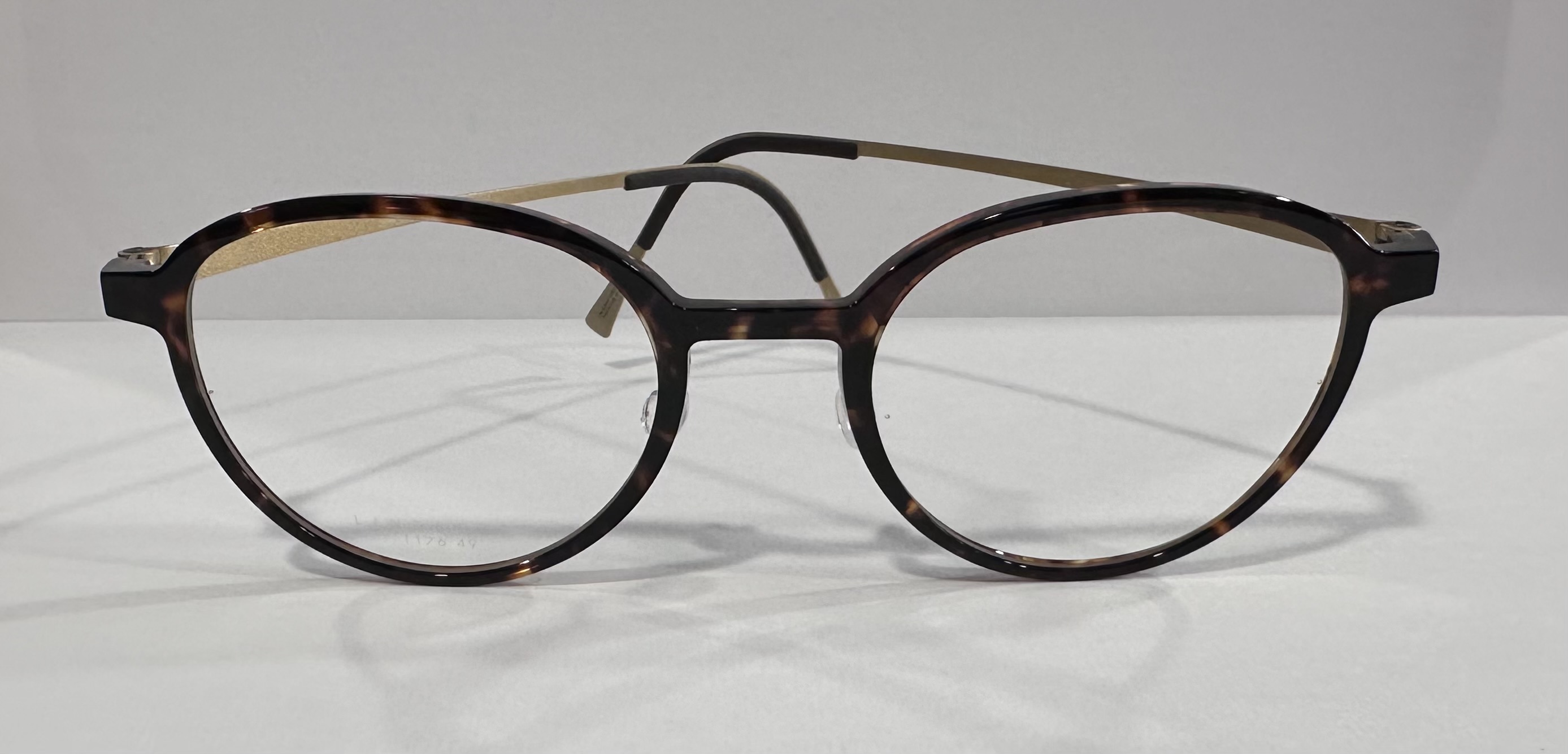 LINDBERG - 1176 ( ACETANIUM )