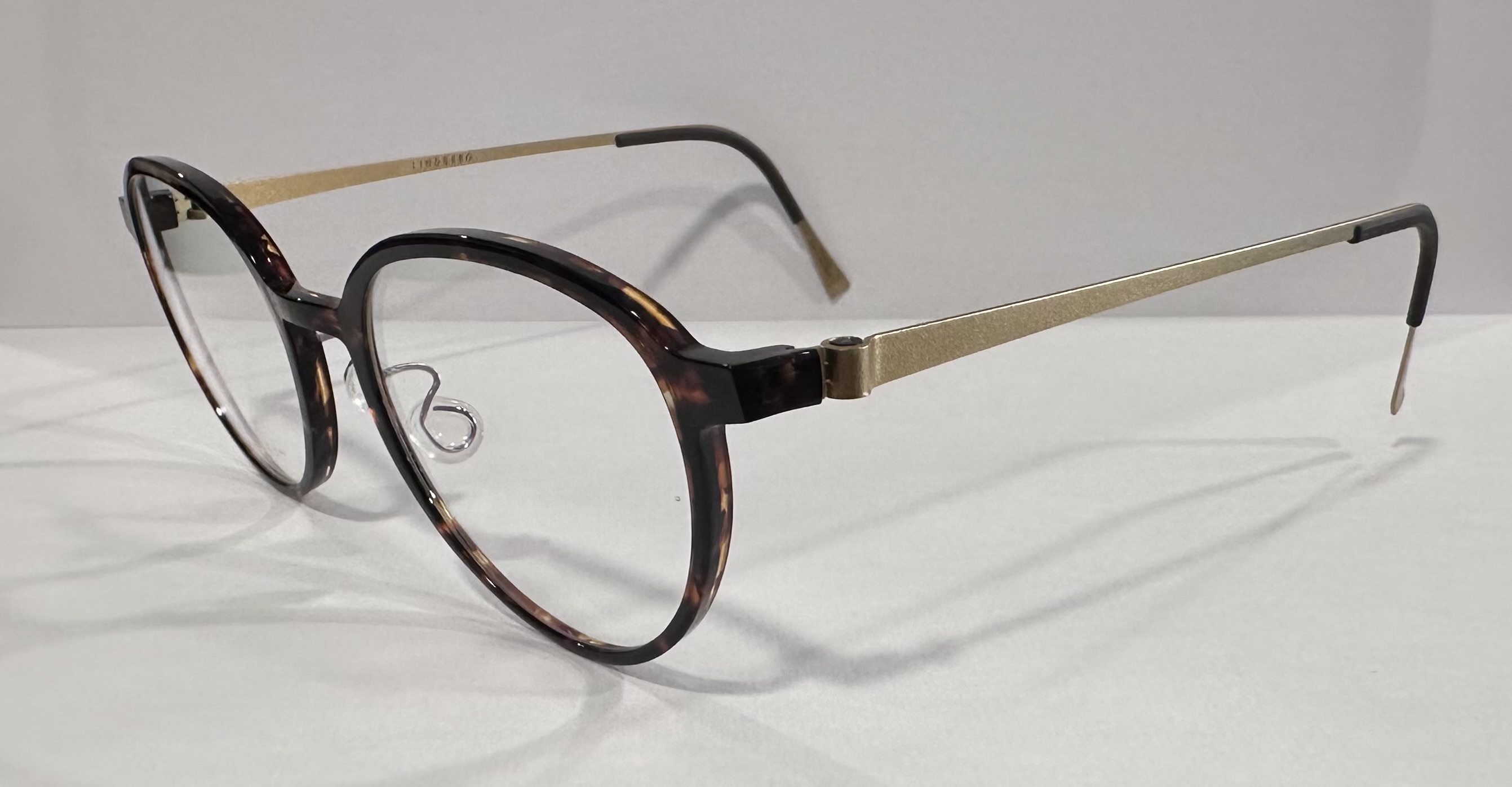 LINDBERG - 1176 ( ACETANIUM )