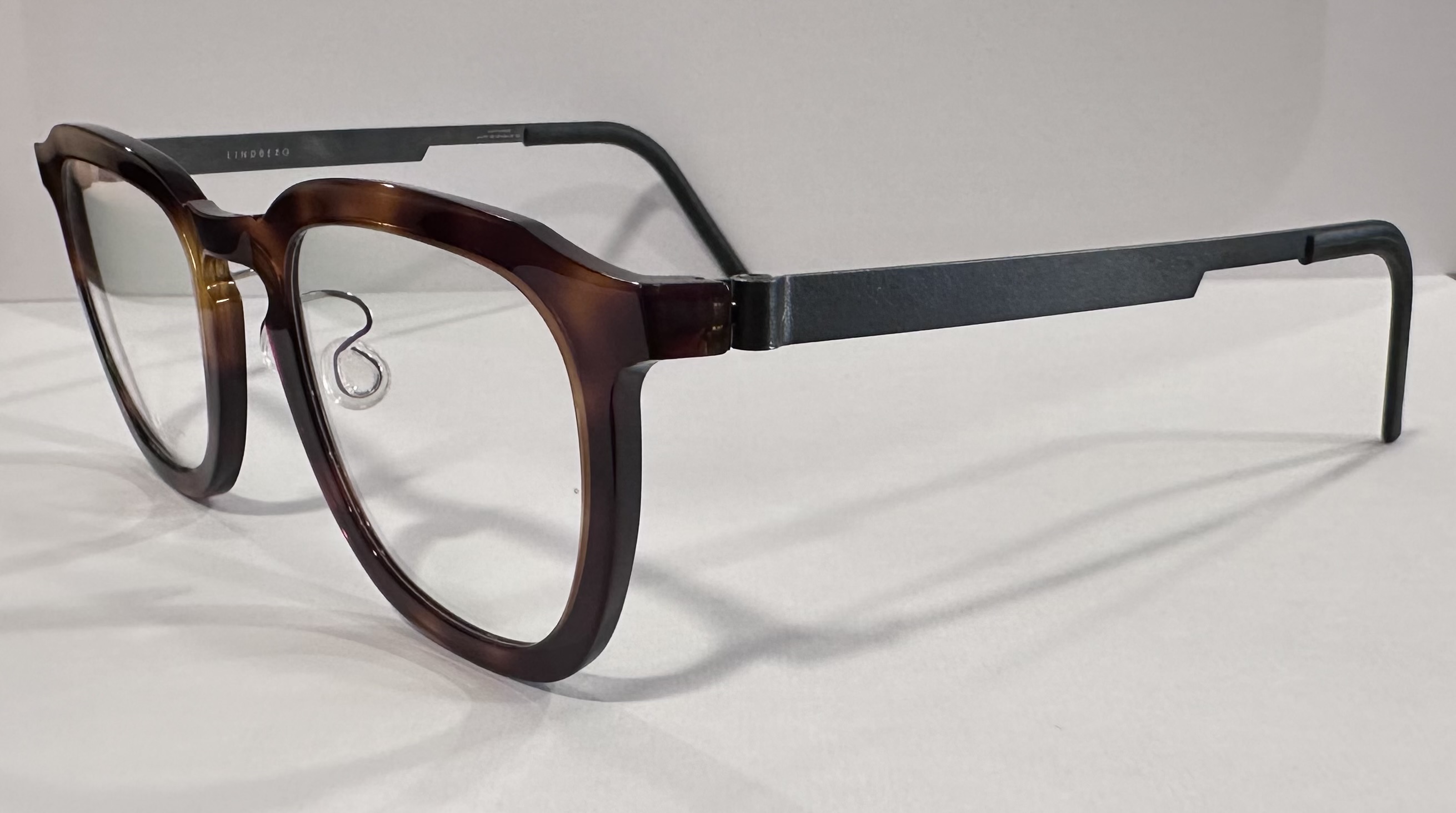 LINDBERG - 1263 ( ACETANIUM )