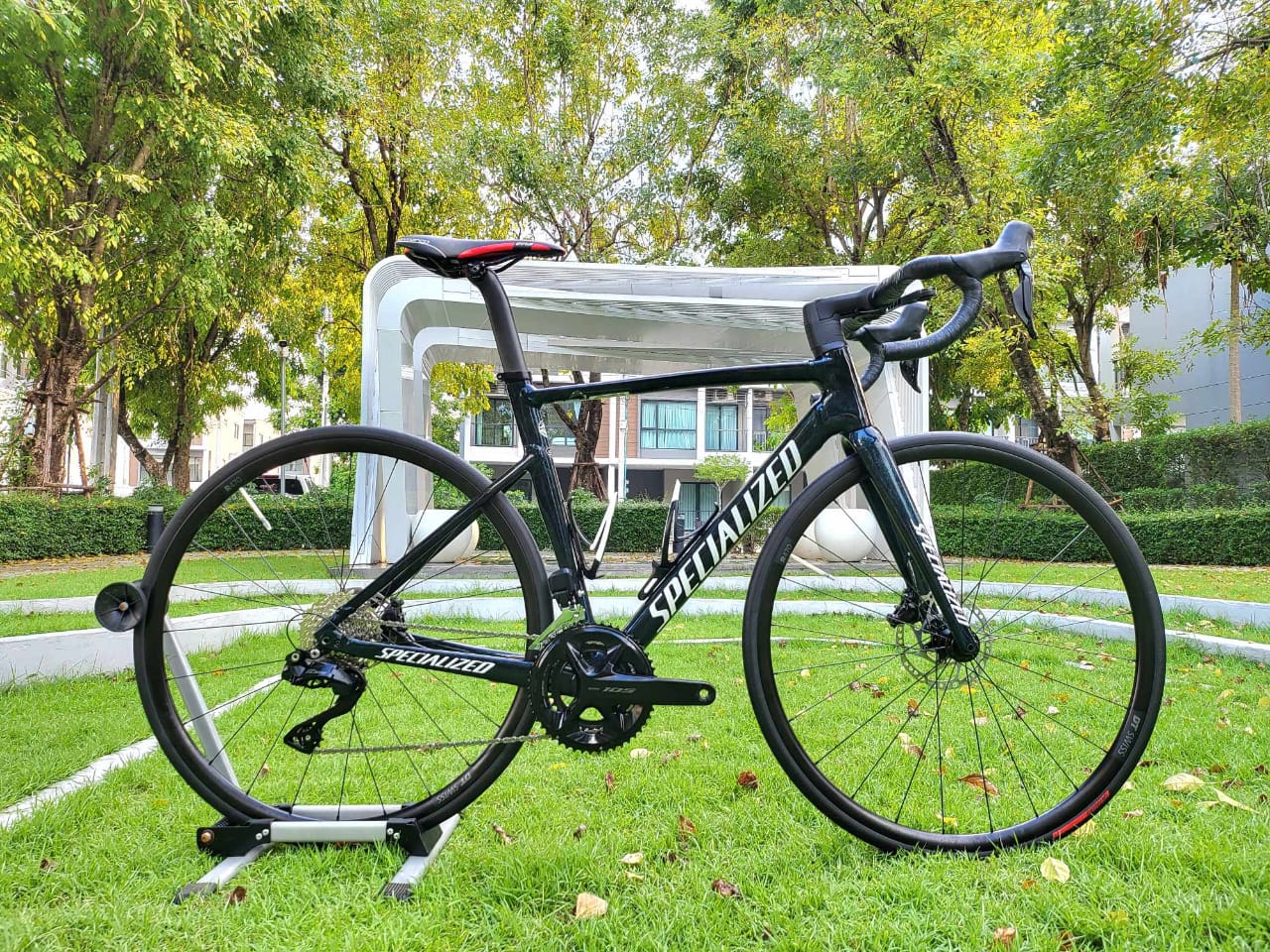 SPECIALIZED ALLEZ SPRINT ROAD BIKE SIZE-54CM 2023/24