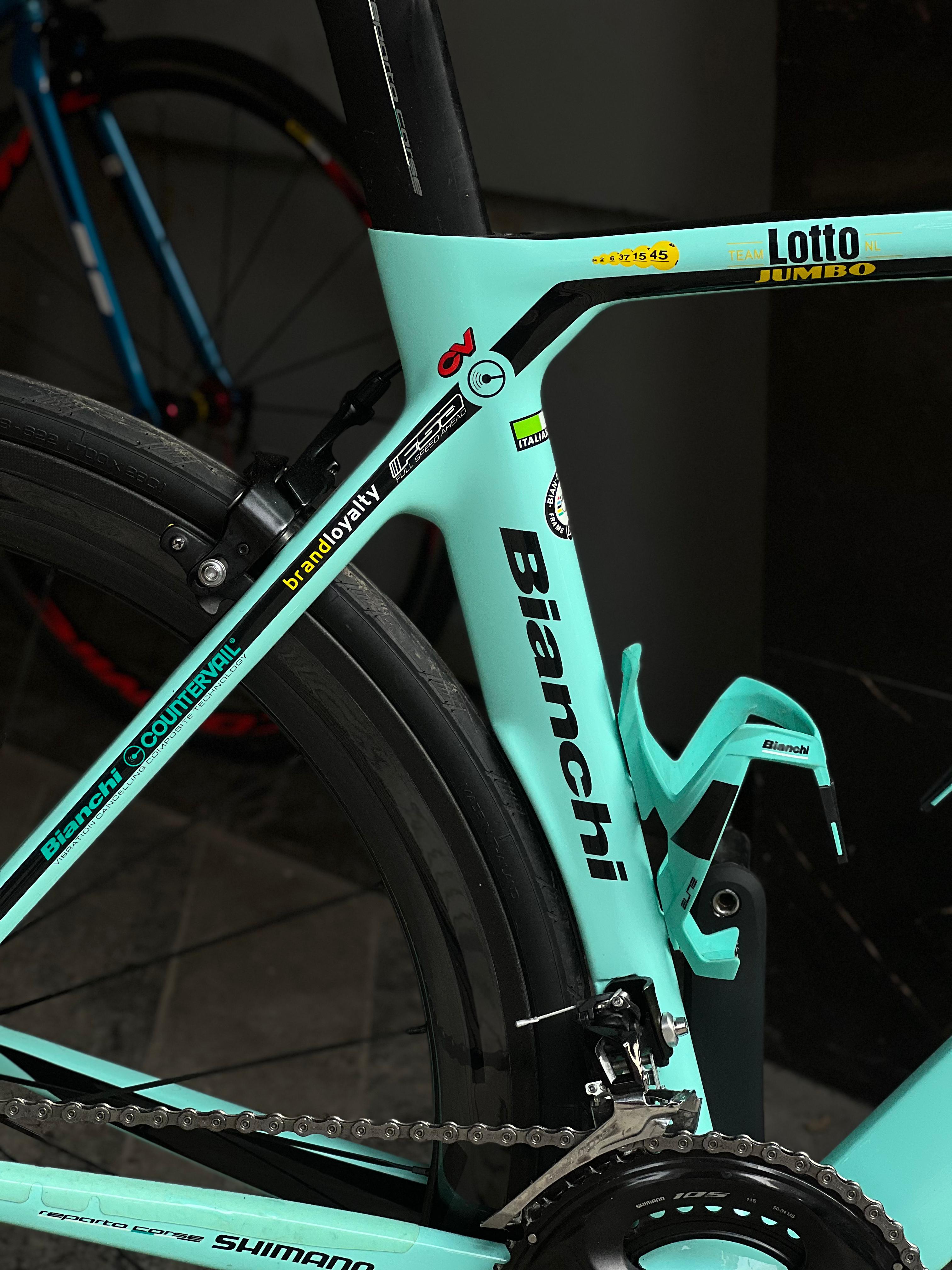 BIANCHI OLTRE XR4 ROAD BIKE SIZE-53CM
