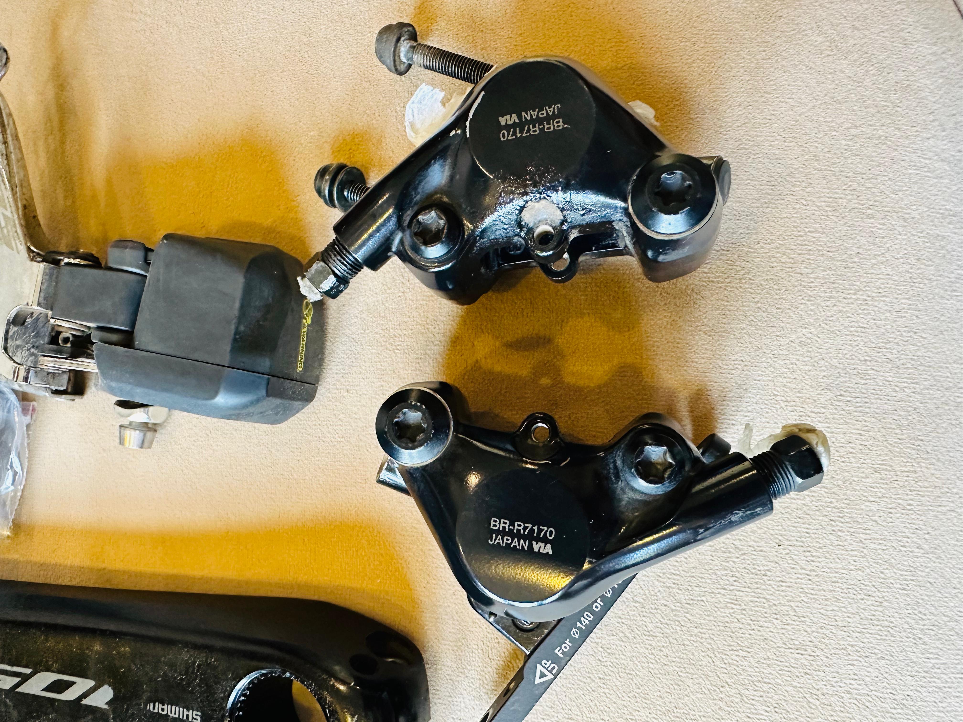 Shimano 105 Di2 Groupset 2024