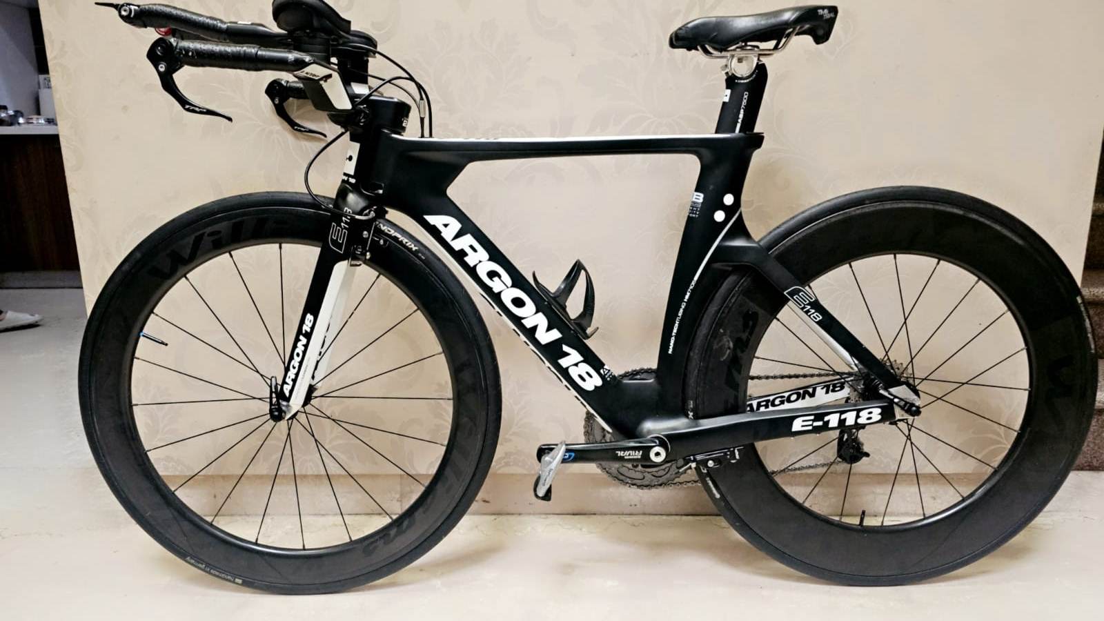 Argon 18 E118 Triathlon Bike Size-Medium