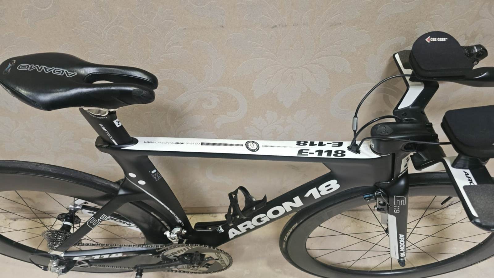 Argon 18 E118 Triathlon Bike Size-Medium