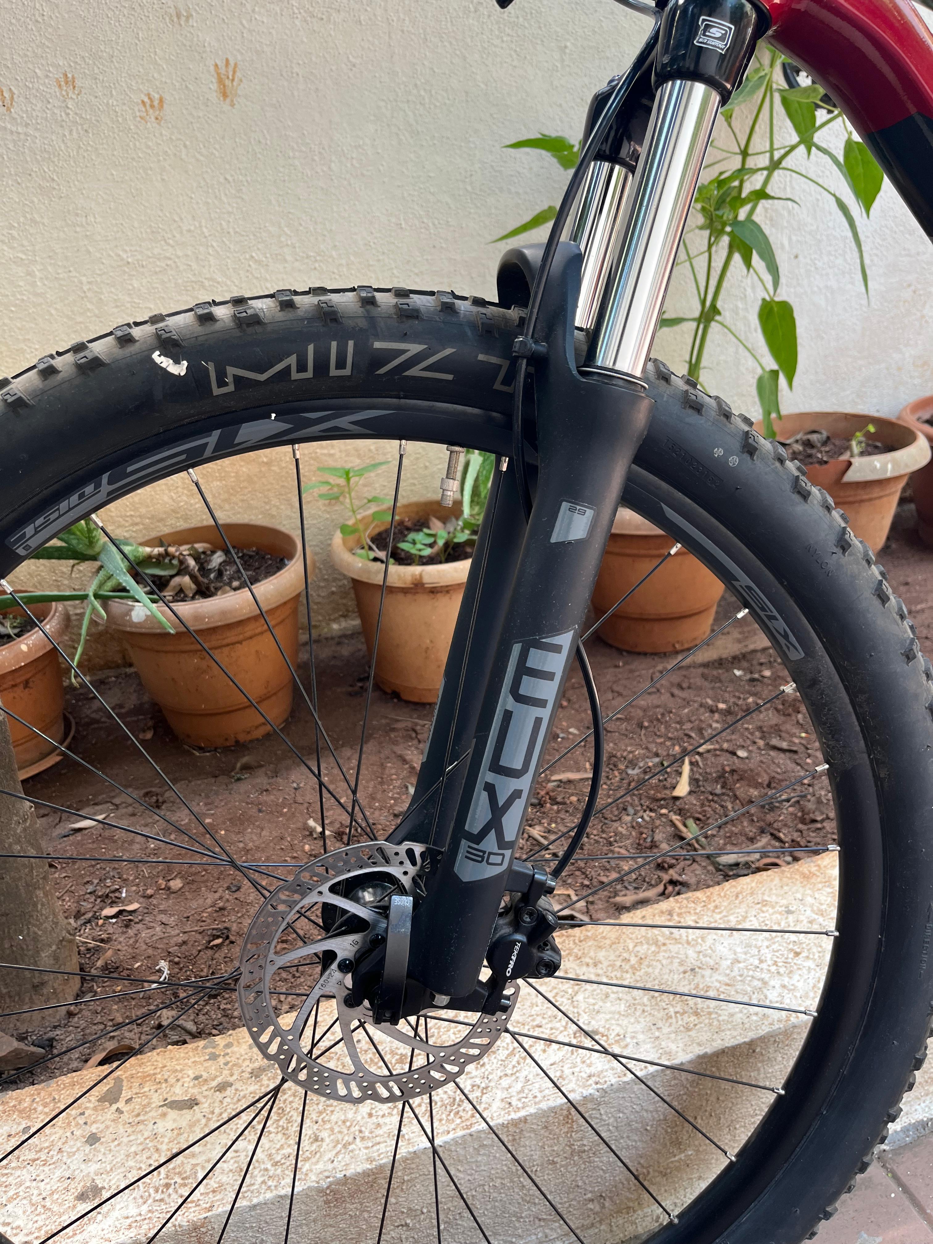 Polygon Xtrada 5 Mountain Bike Size-Large 2022