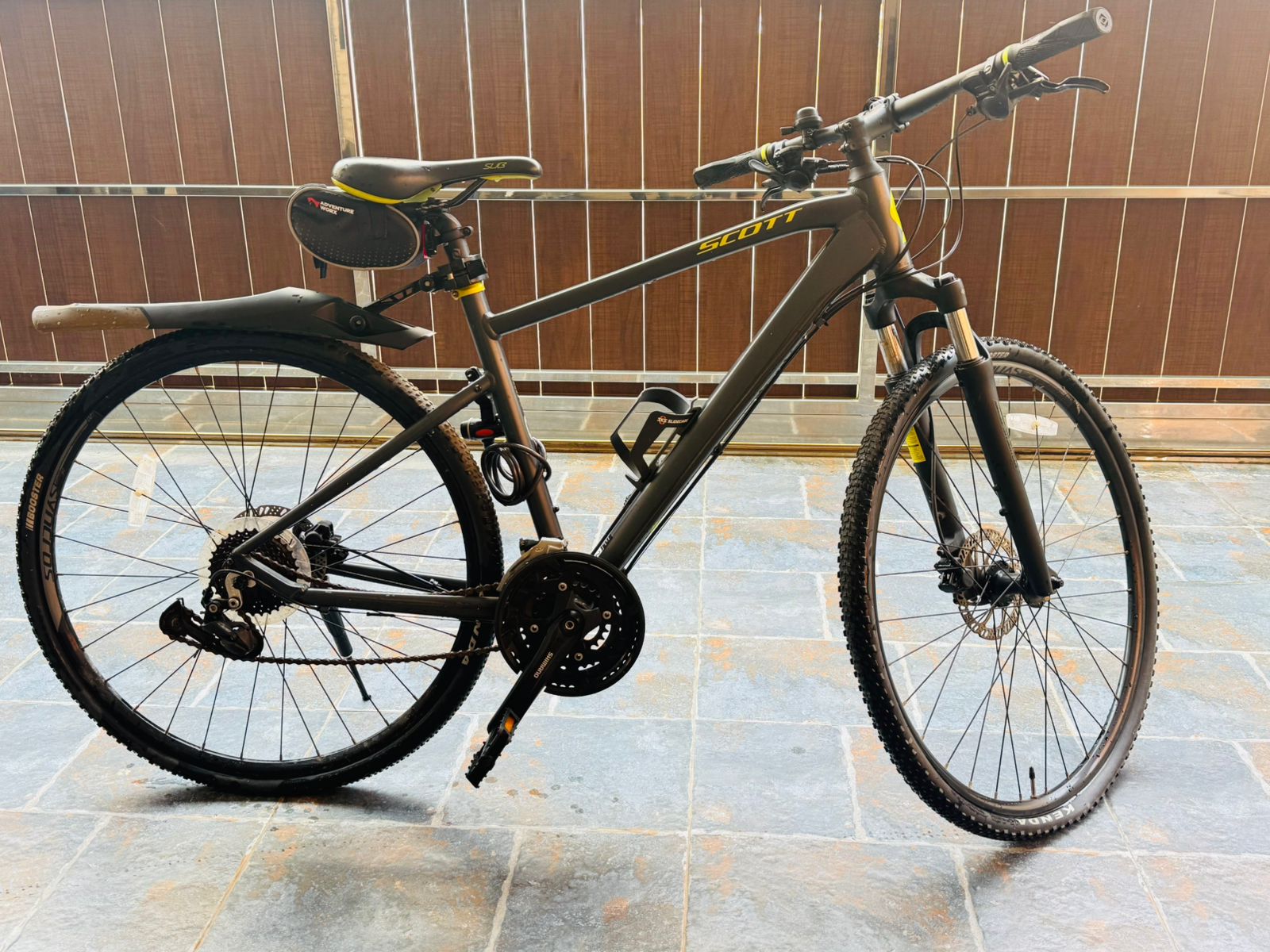 SCOTT SUB CROSS 30 MEN BIKE HYBRID BIKE SIZE-MEDIUM