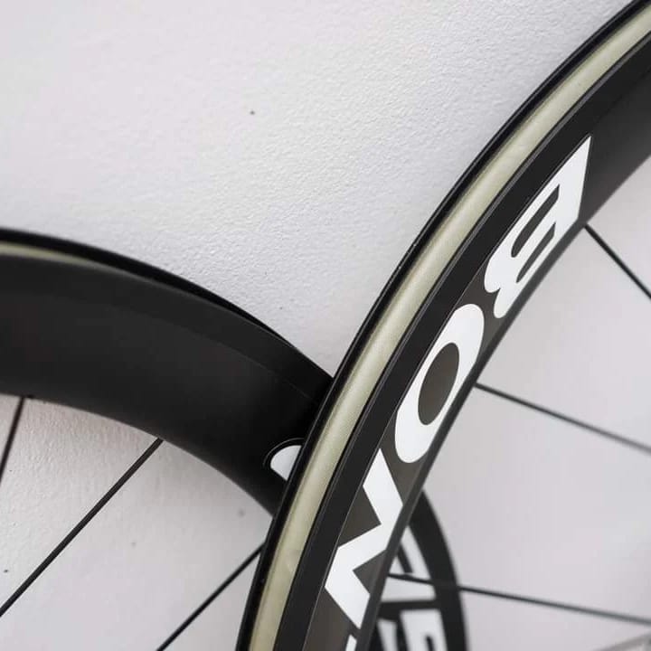 Bontrager Aeolus Comp 5 TLR Road Wheel Disc