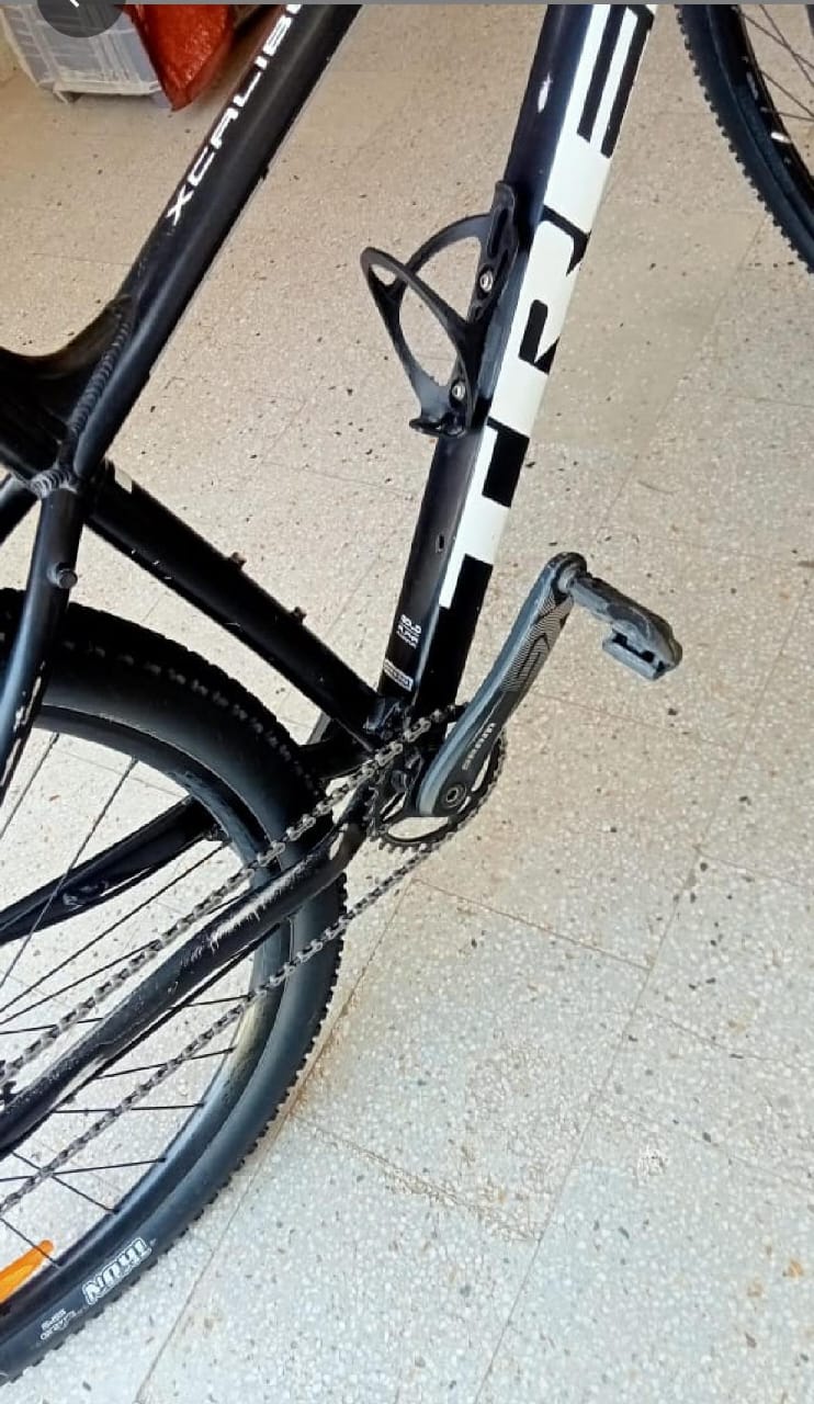 Trek Xcaliber 8 Mountain Bike Size-ML