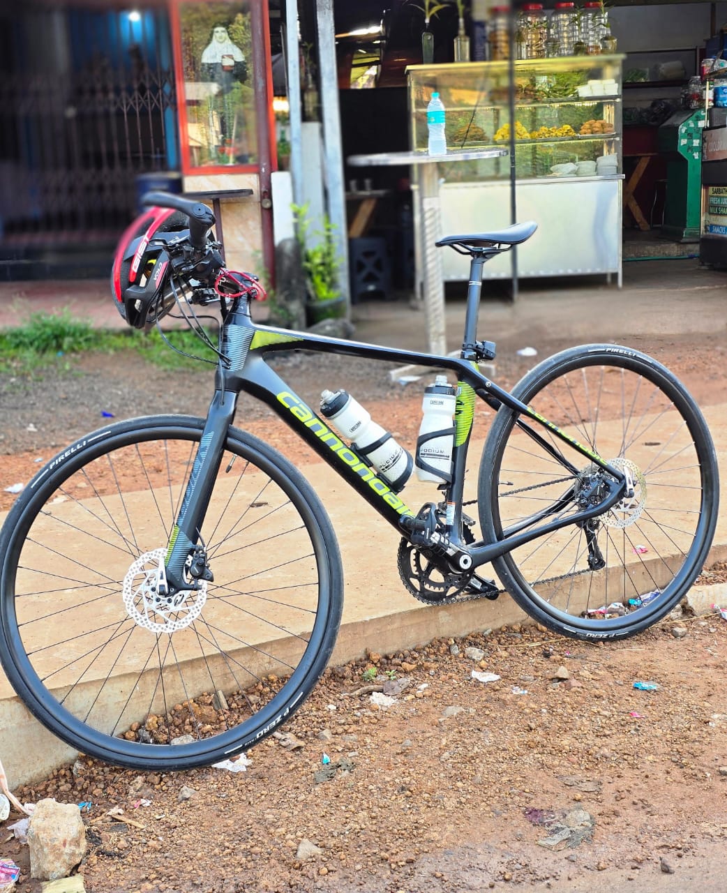 CANNONDALE QUICK CARBON 1 Flatbar Road Bike Size-Medium 2017