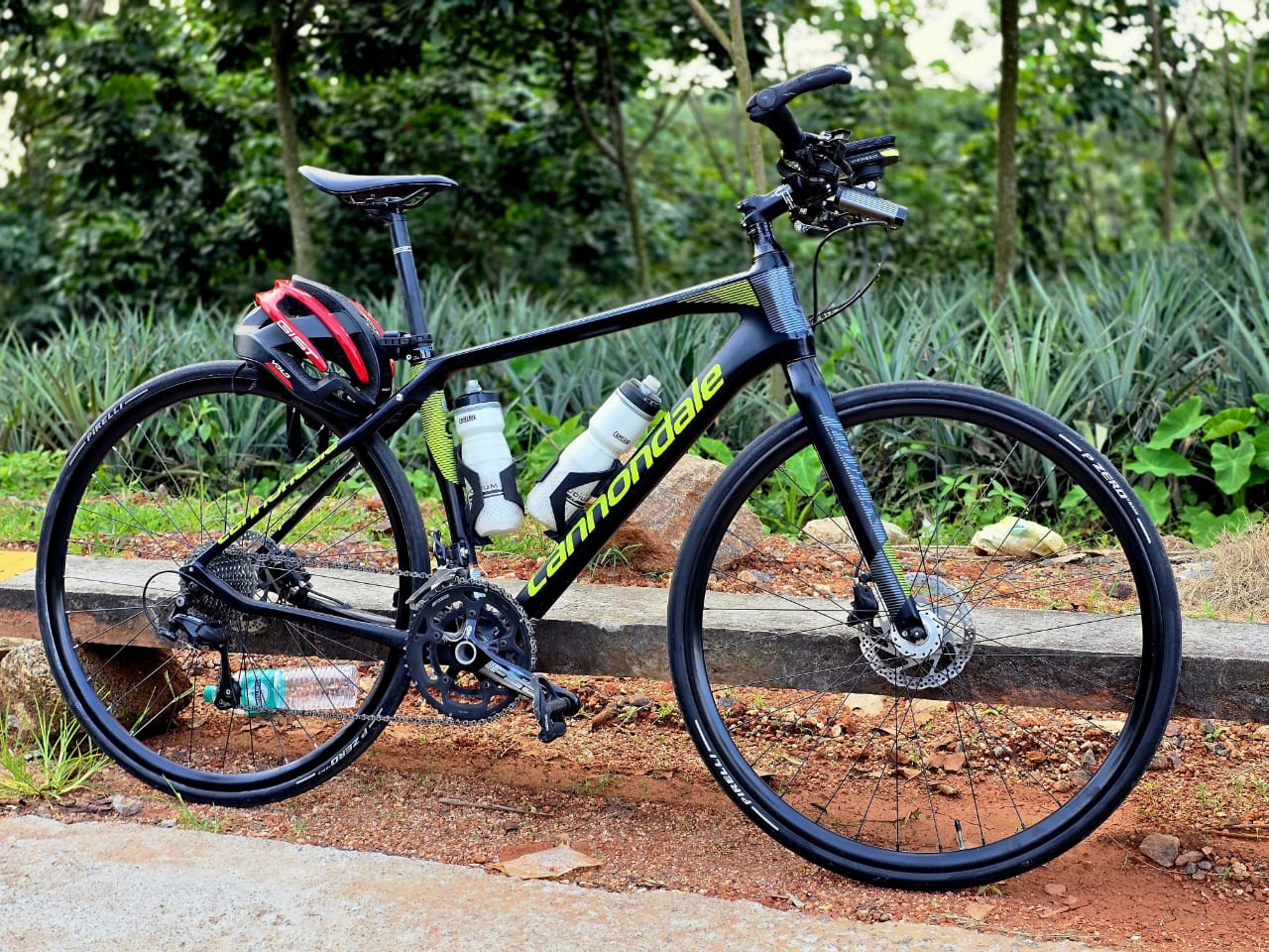 CANNONDALE QUICK CARBON 1 Flatbar Road Bike Size-Medium 2017