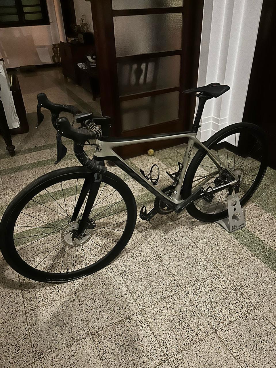 Scott Addict RC 15 Road Bike Size-49cm 2020