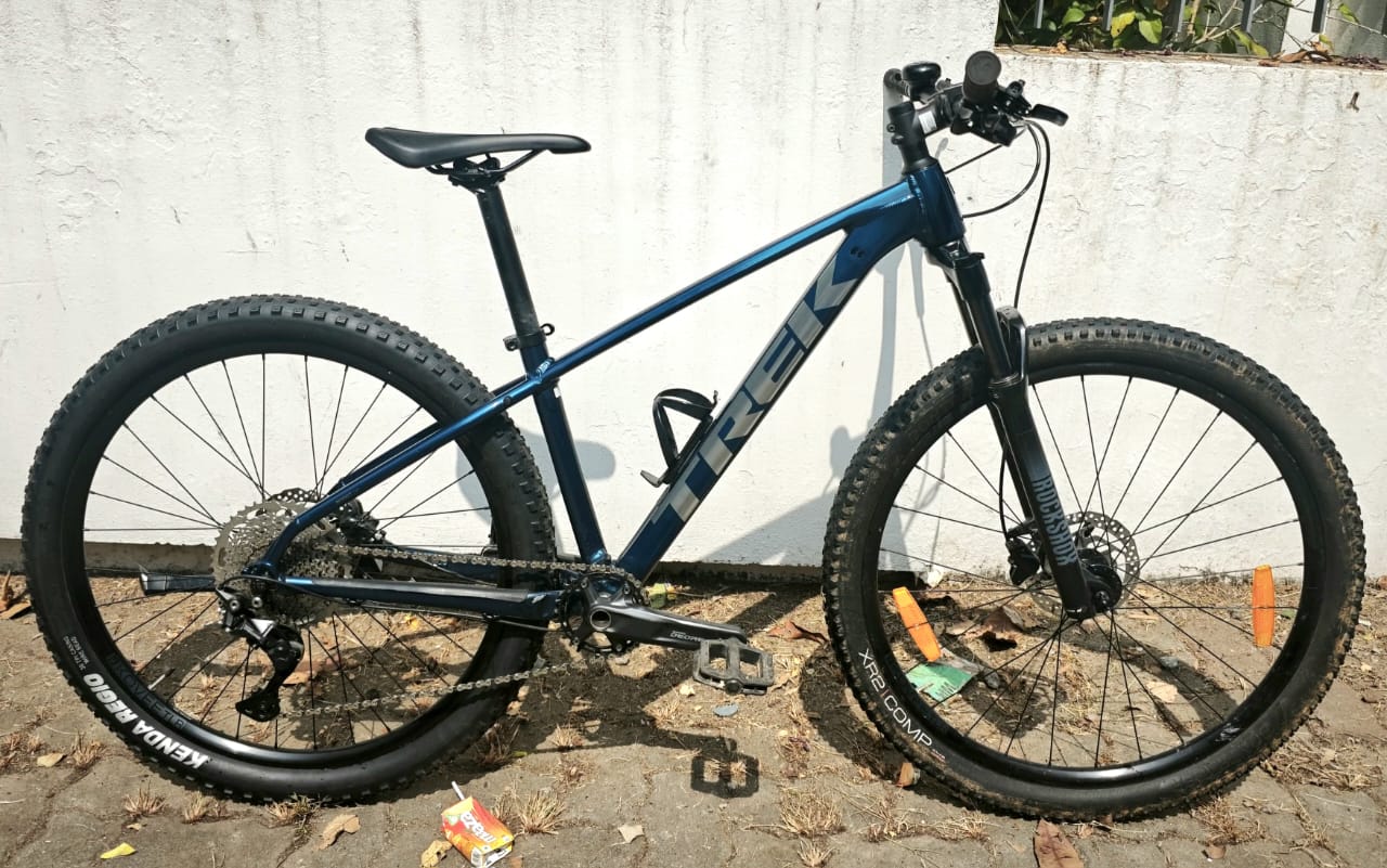 Trek X Caliber 7 Mountain Bike Size-Small