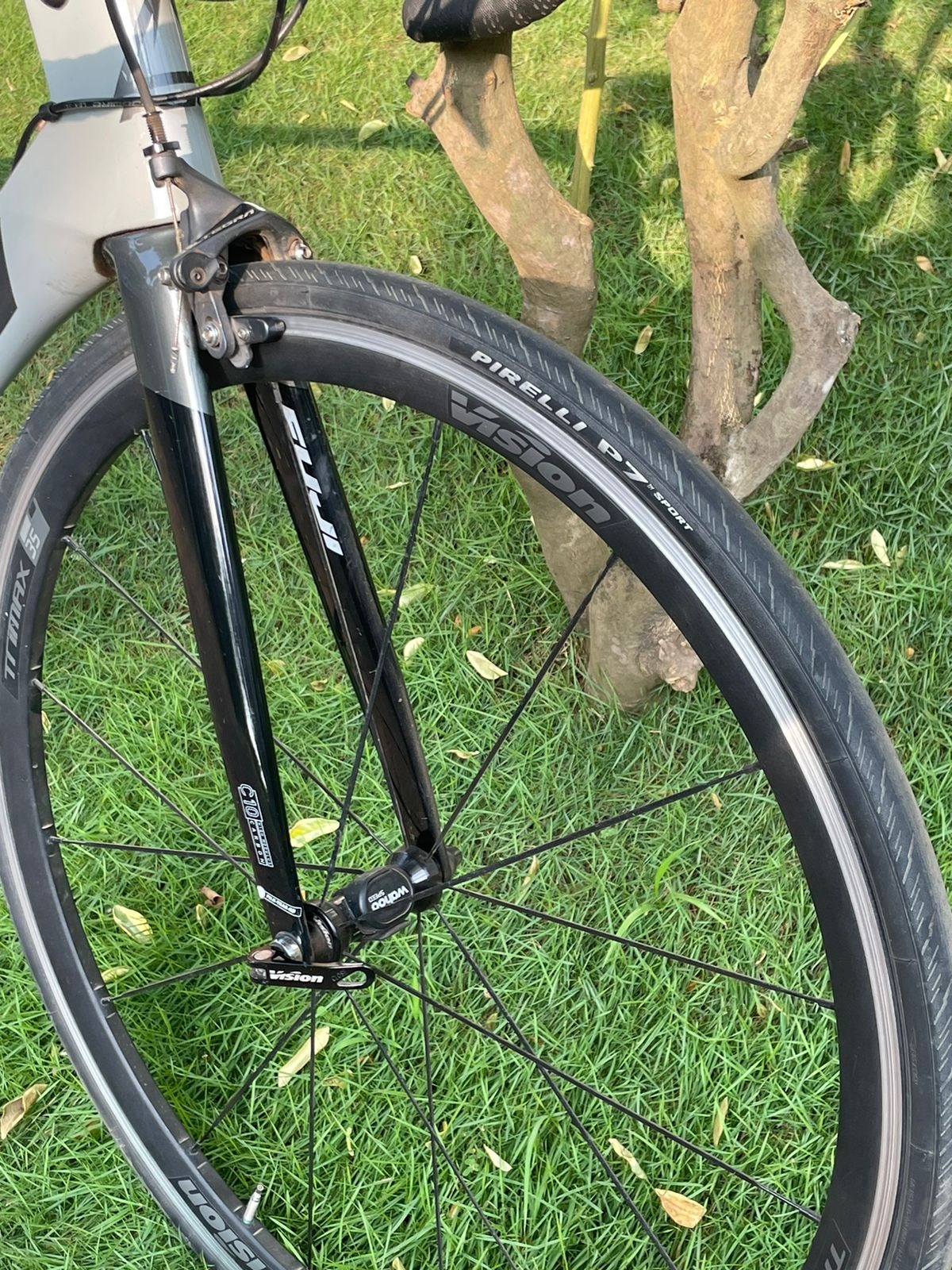 Fuji Transonic 2.1 Road Bike Size- 56  2021