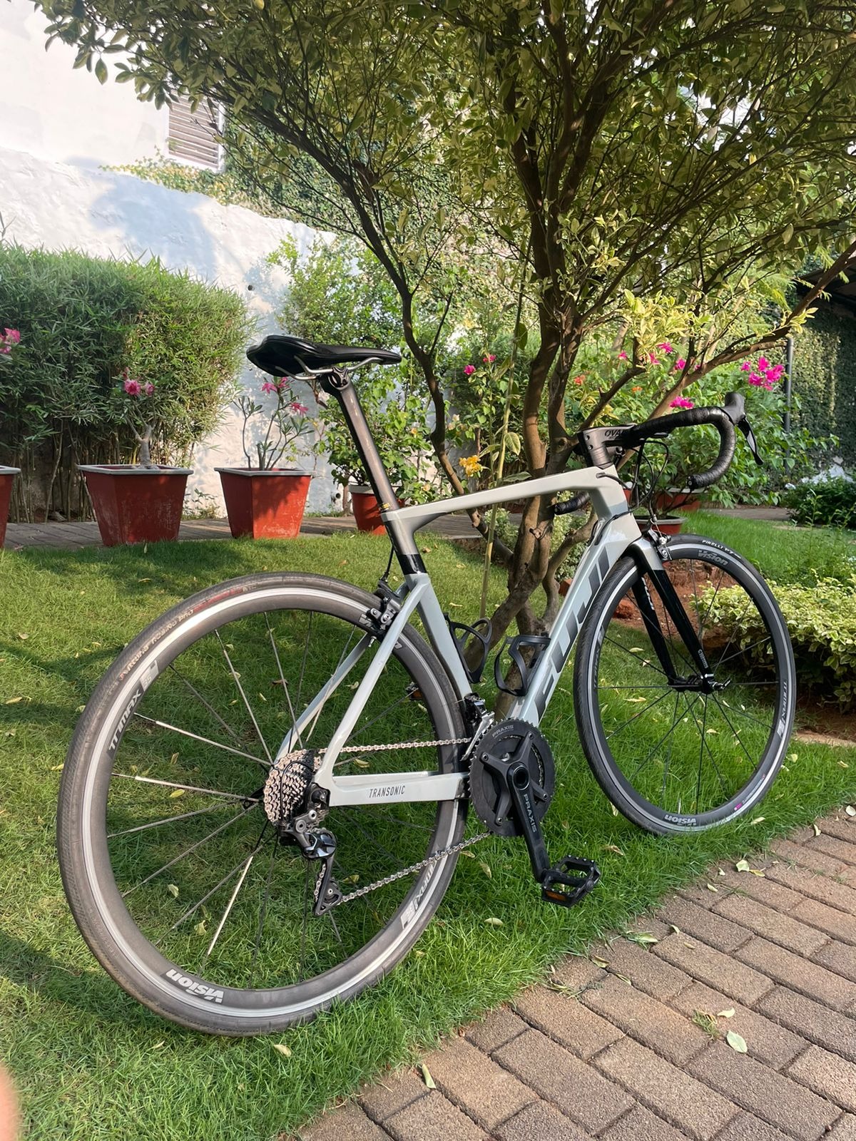 Fuji Transonic 2.1 Road Bike Size- 56 2021